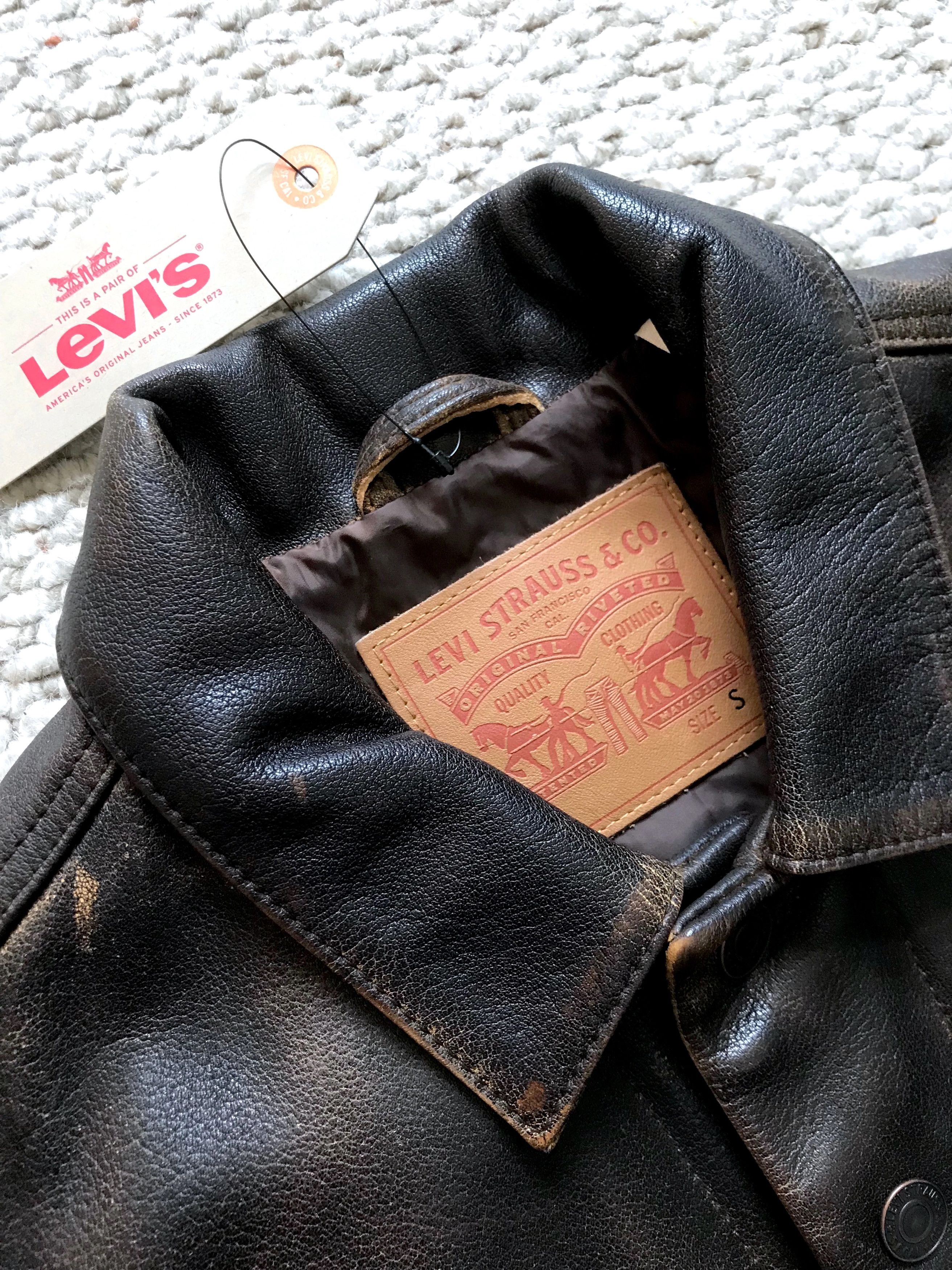 Levi's BNWT DISTRESSED BUFFALO LEATHER TYPE 3 TRUCKER JACKET Size US M / EU 48-50 / 2 - 9 Thumbnail