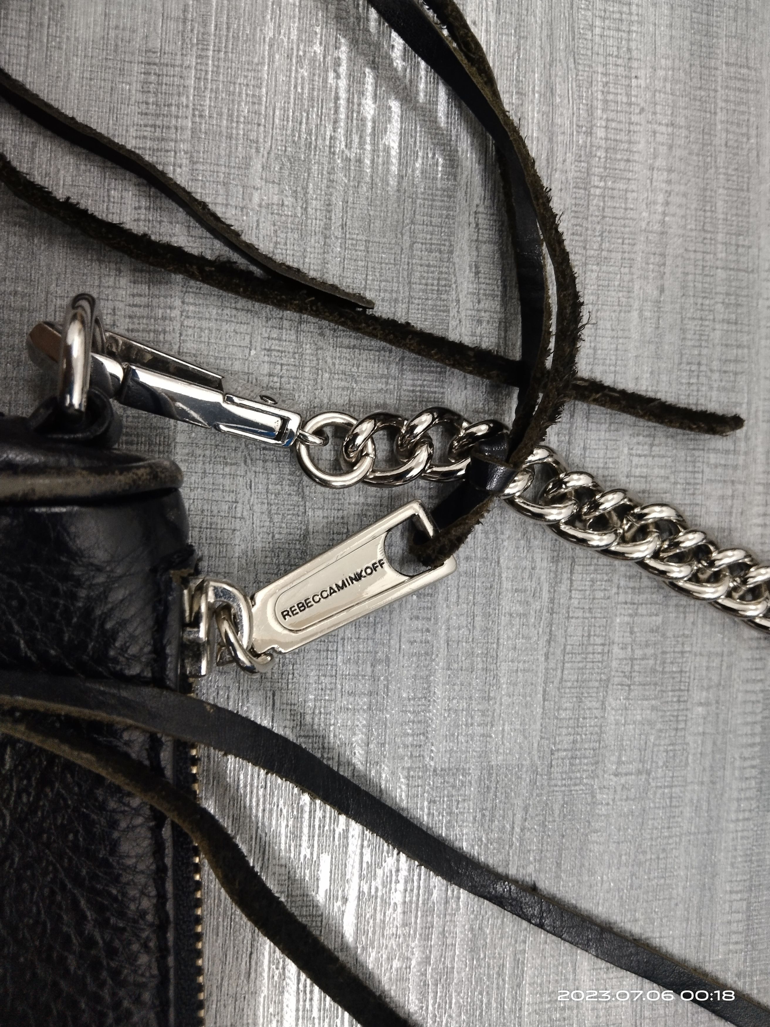 REBECCA MINKOFF CHAIN LEATHER BAG