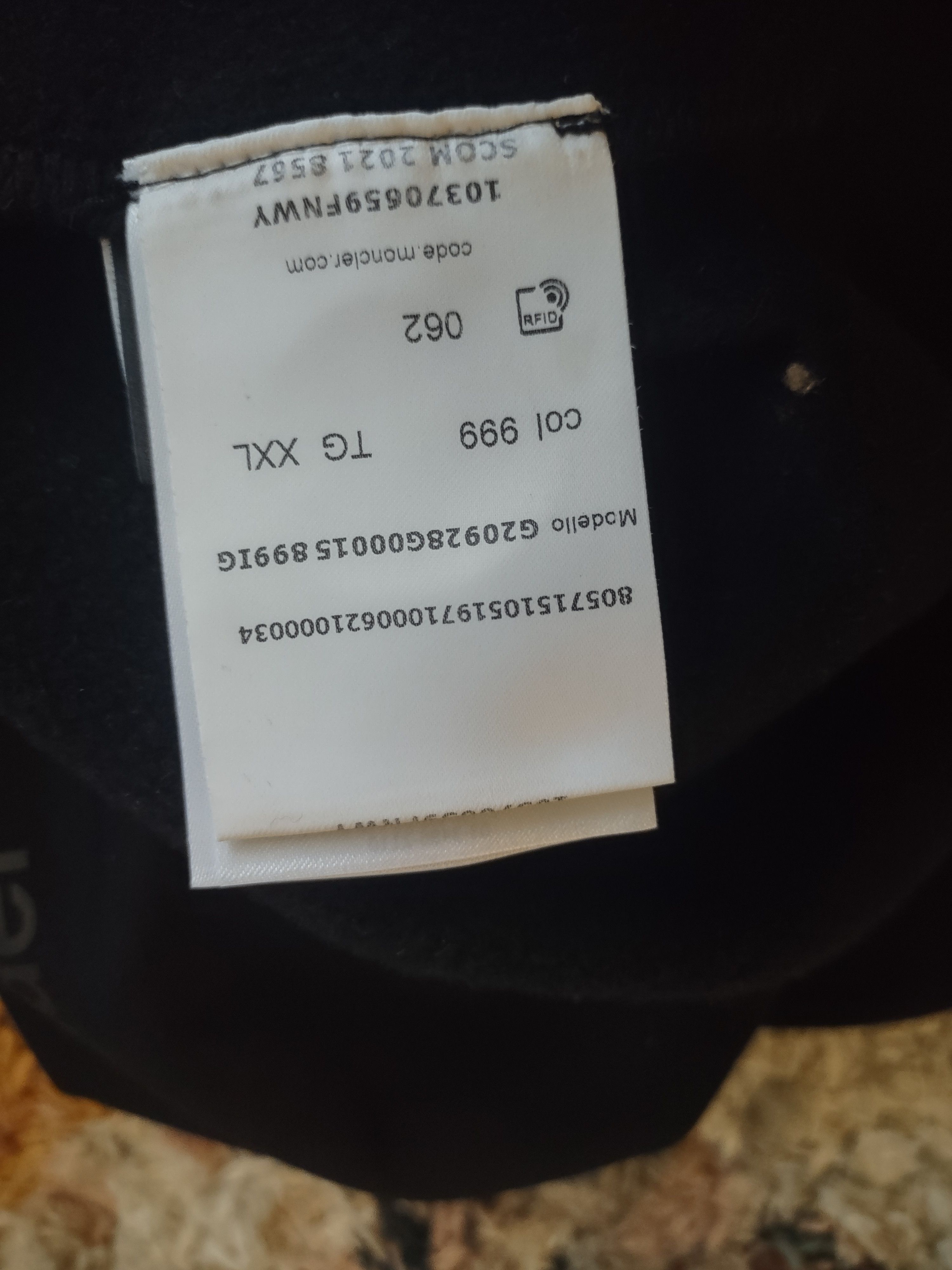 And Wander 2 Moncler 1952 x And Wander Reflective Logo Sweatshirt Size US XXL / EU 58 / 5 - 13 Thumbnail