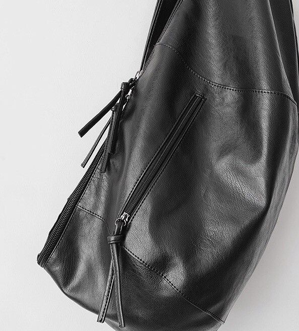 Vintage Oversized retro faux leather hobo bag messenger bag Size ONE SIZE - 7 Thumbnail