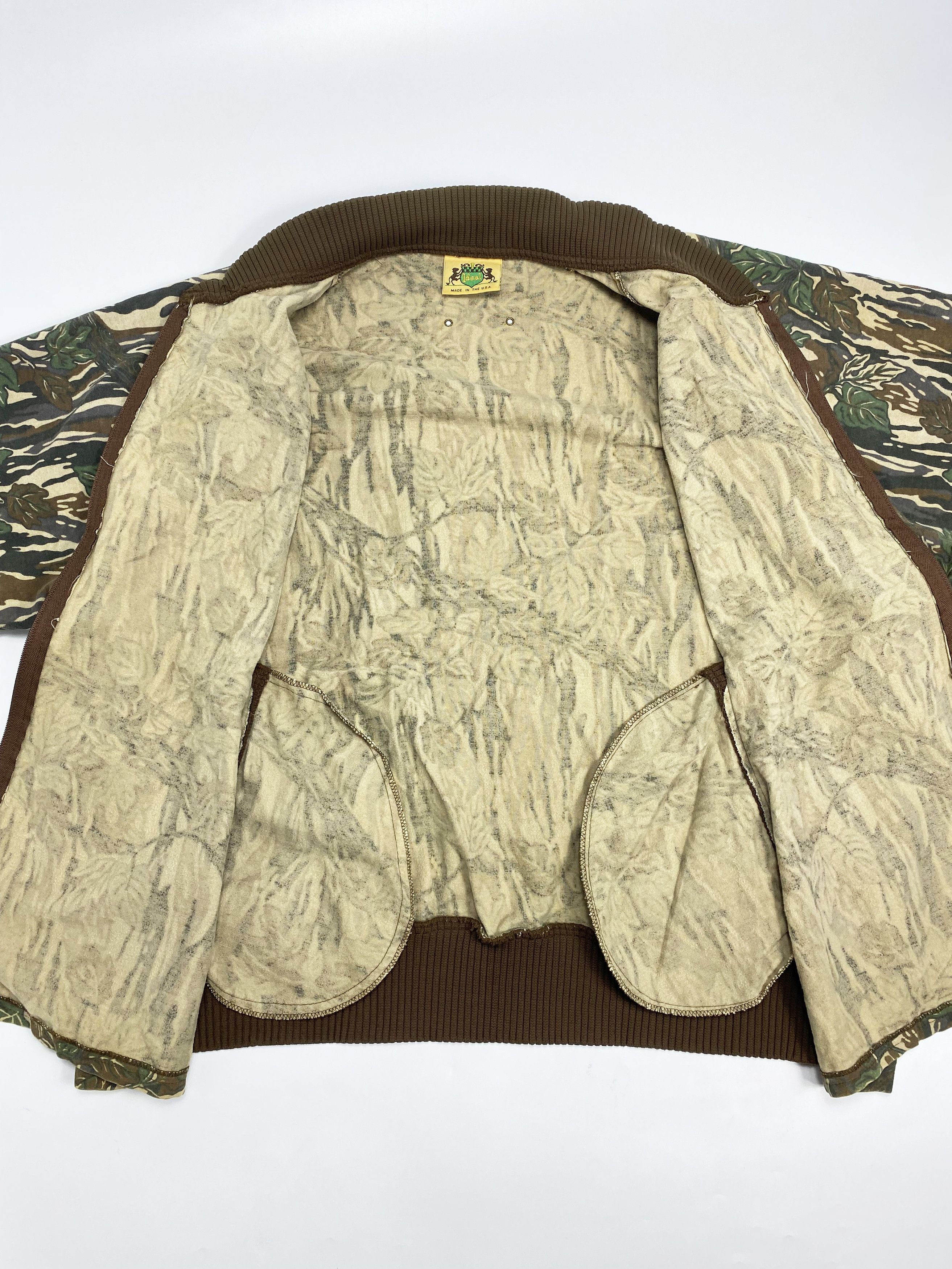Vintage Ideal 60s-70s Vintage Real Tree Camo Bomber Jacket Size US L / EU 52-54 / 3 - 6 Thumbnail
