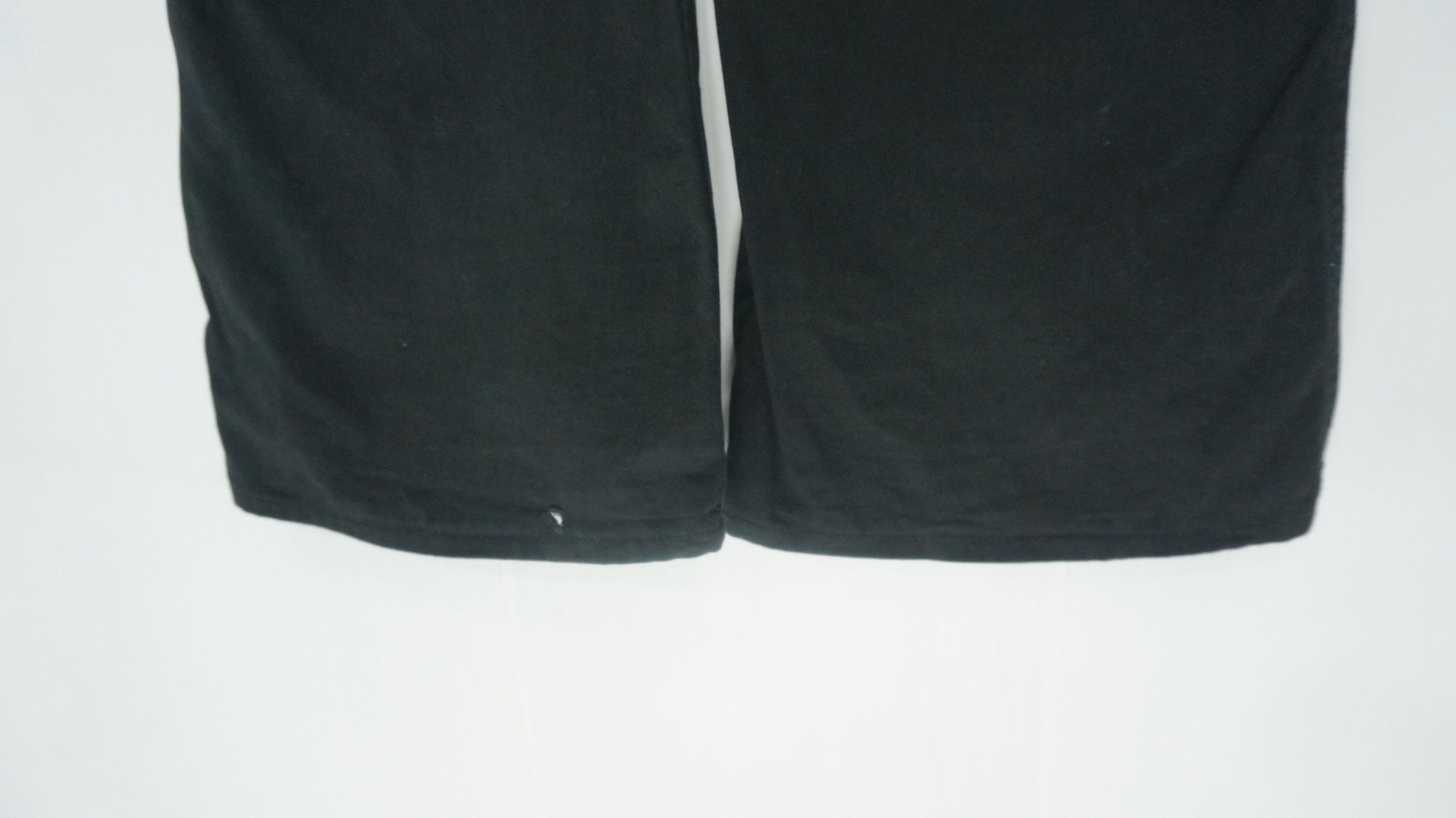 Japanese Brand Vtg ROOT THREE Low Rise Flare Leg Black Worn Cargo Pants Size US 32 / EU 48 - 11 Thumbnail