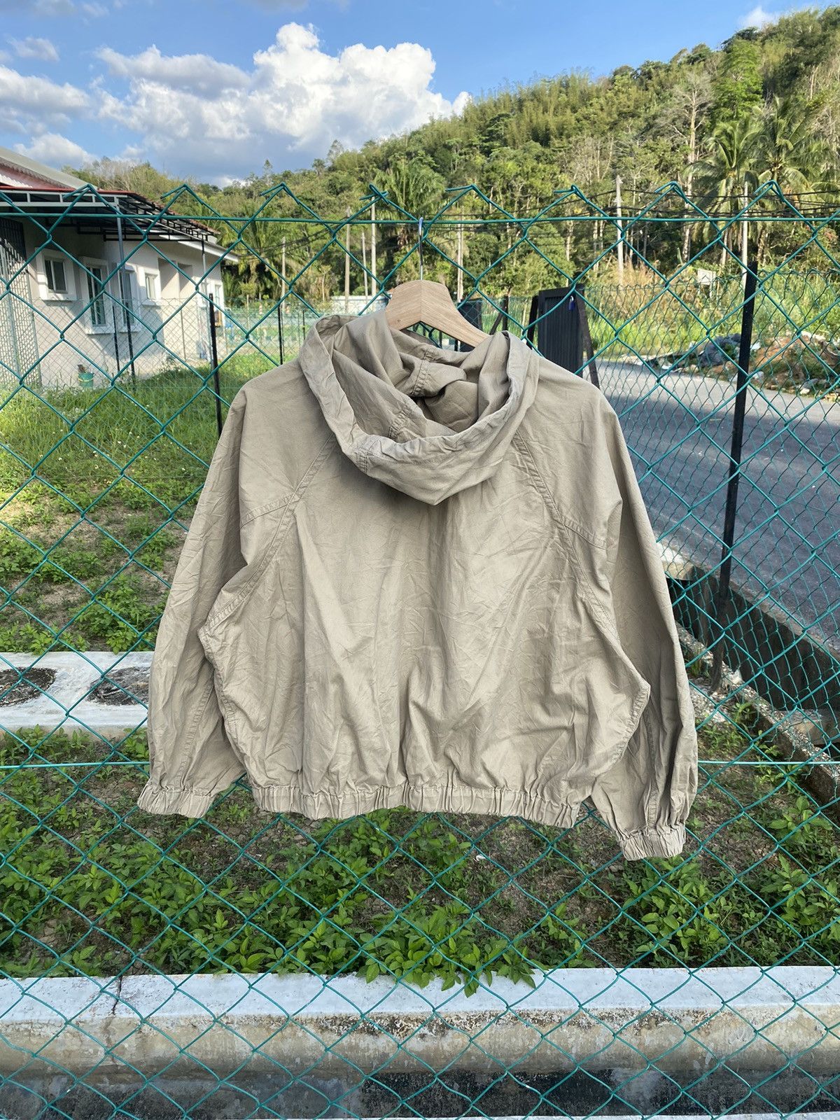 JW Anderson × Uniqlo AW J.W.Anderson X Uniqlo Jacket Size M / US 6-8 / IT 42-44 - 3 Thumbnail