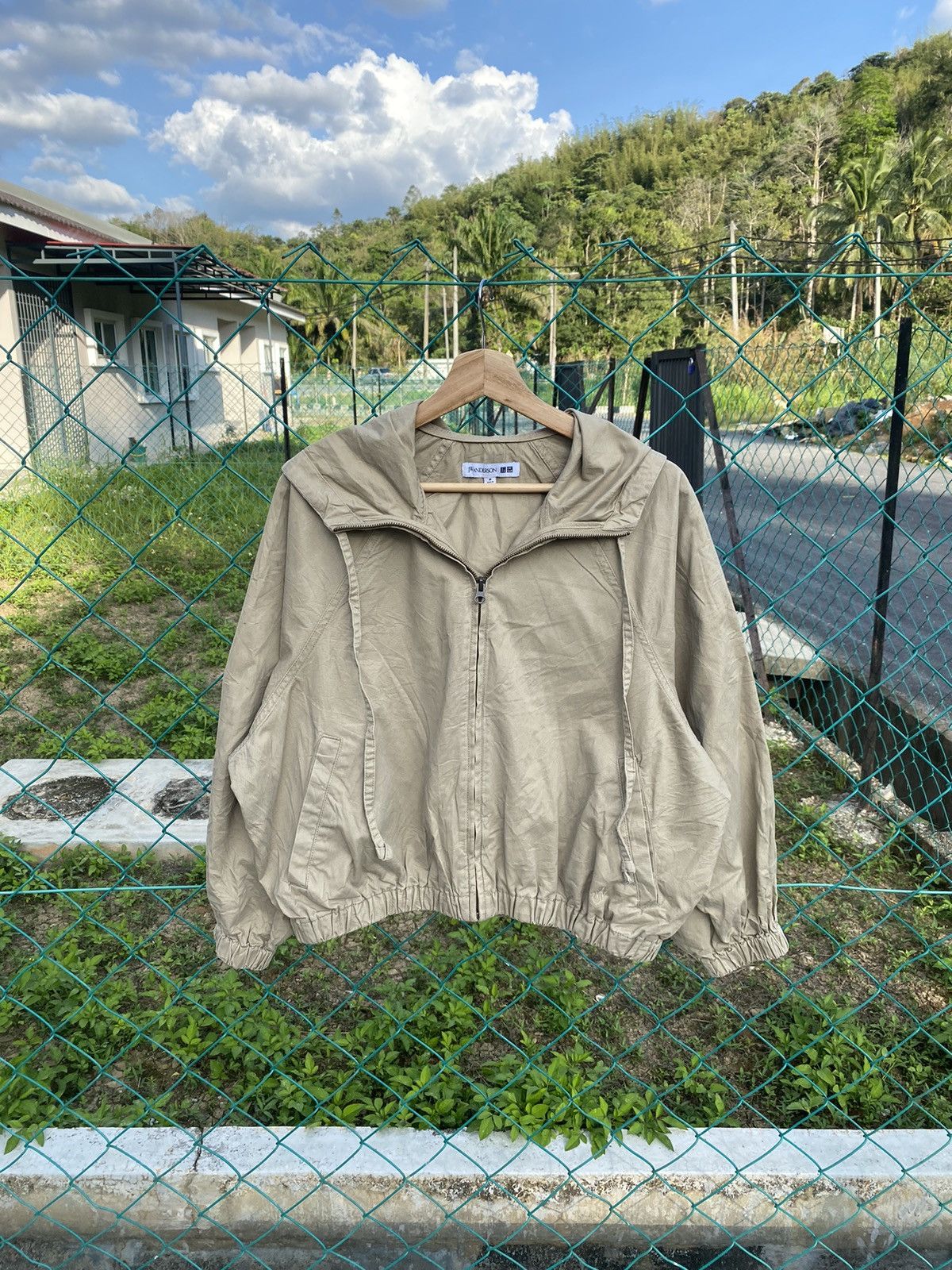 JW Anderson × Uniqlo AW J.W.Anderson X Uniqlo Jacket Size M / US 6-8 / IT 42-44 - 2 Thumbnail