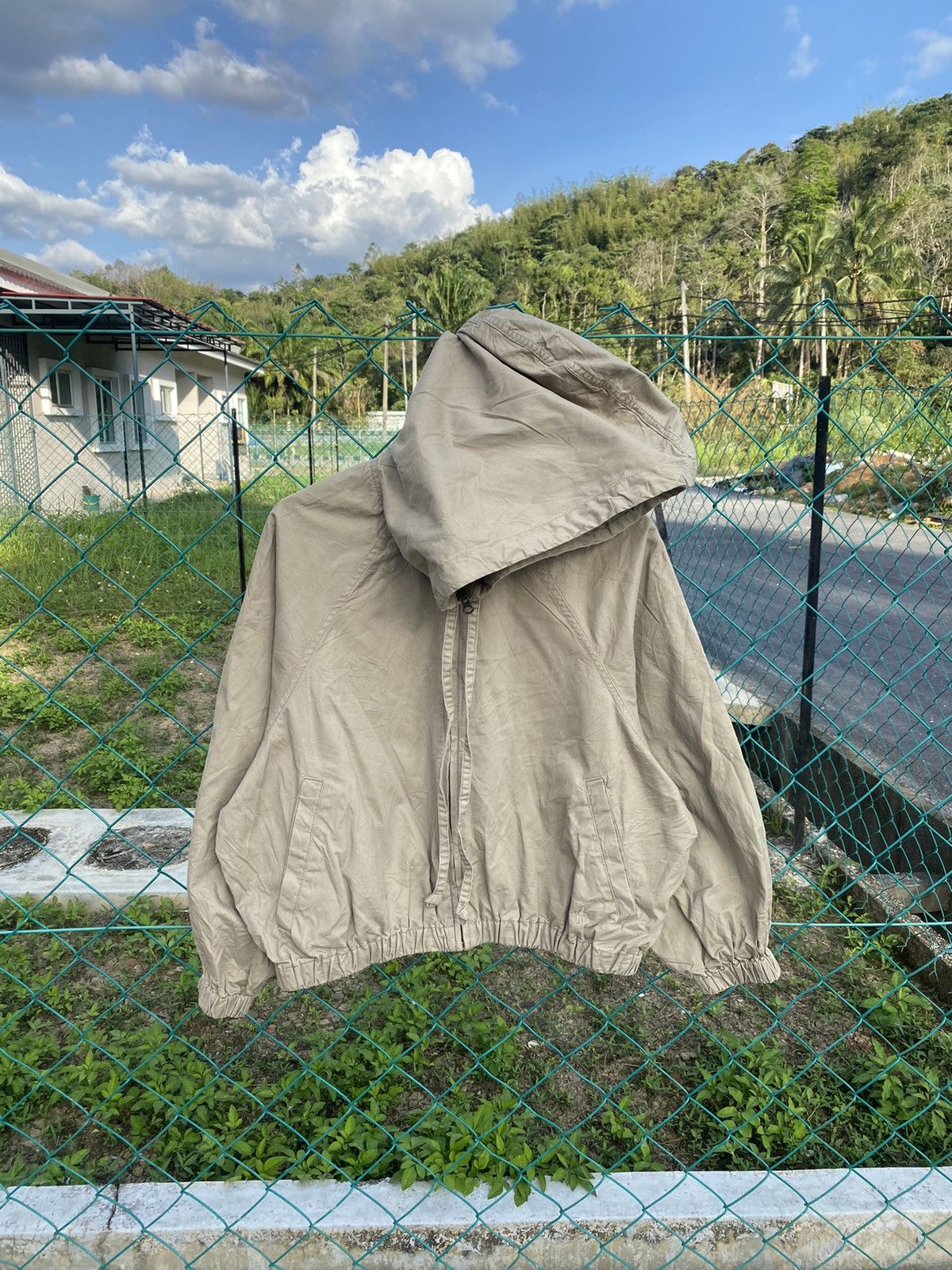 JW Anderson × Uniqlo AW J.W.Anderson X Uniqlo Jacket Size M / US 6-8 / IT 42-44 - 1 Thumbnail