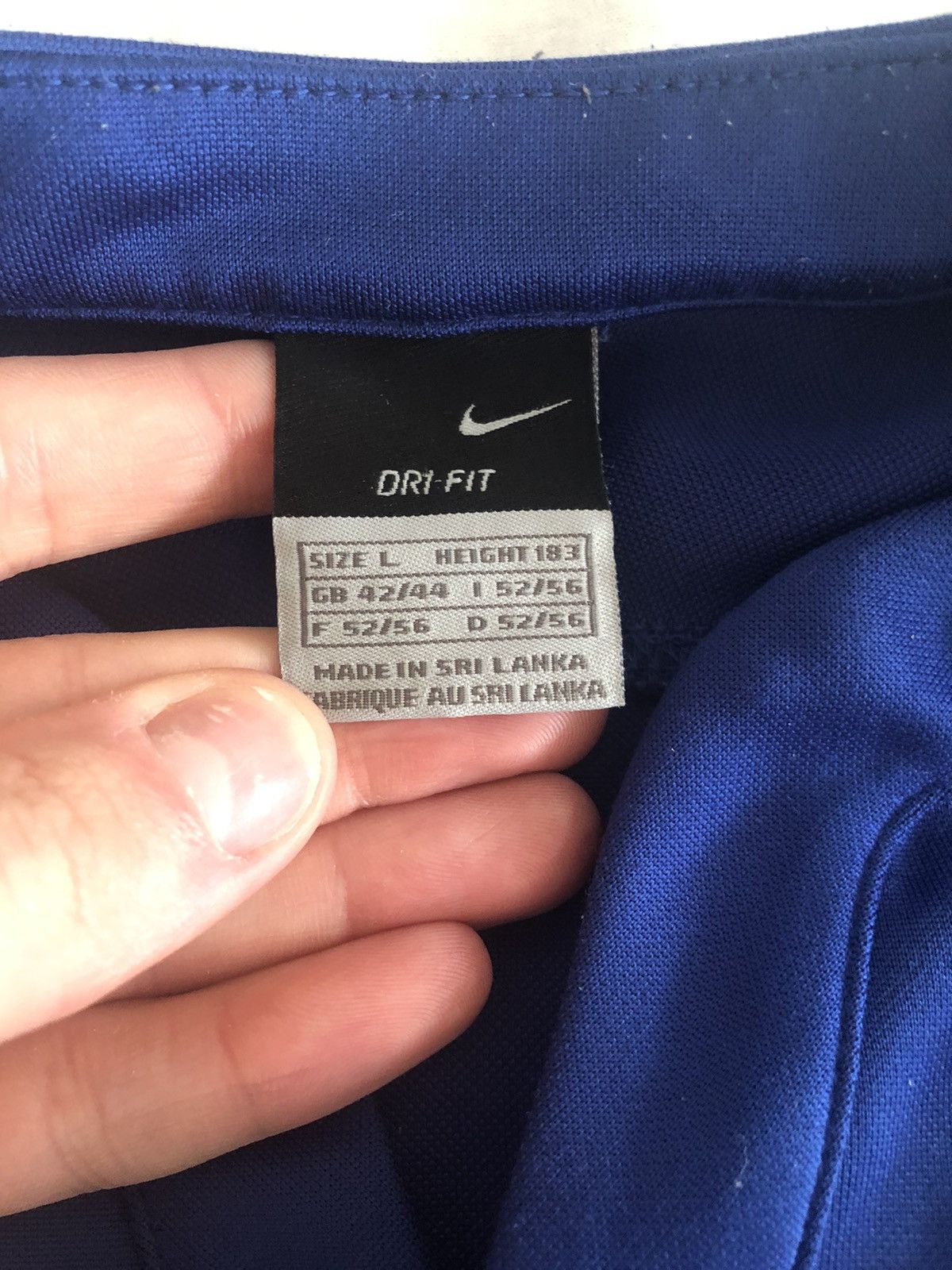 Vintage NIKE FRANCE FOOTBALL VINTAGE QUALITY SPORT SOCCER JERSEY Size US L / EU 52-54 / 3 - 5 Thumbnail