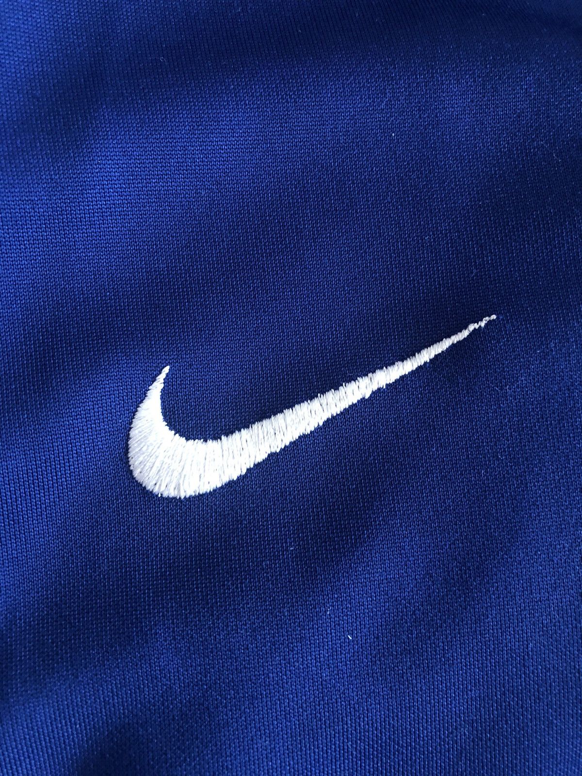 Vintage NIKE FRANCE FOOTBALL VINTAGE QUALITY SPORT SOCCER JERSEY Size US L / EU 52-54 / 3 - 4 Thumbnail