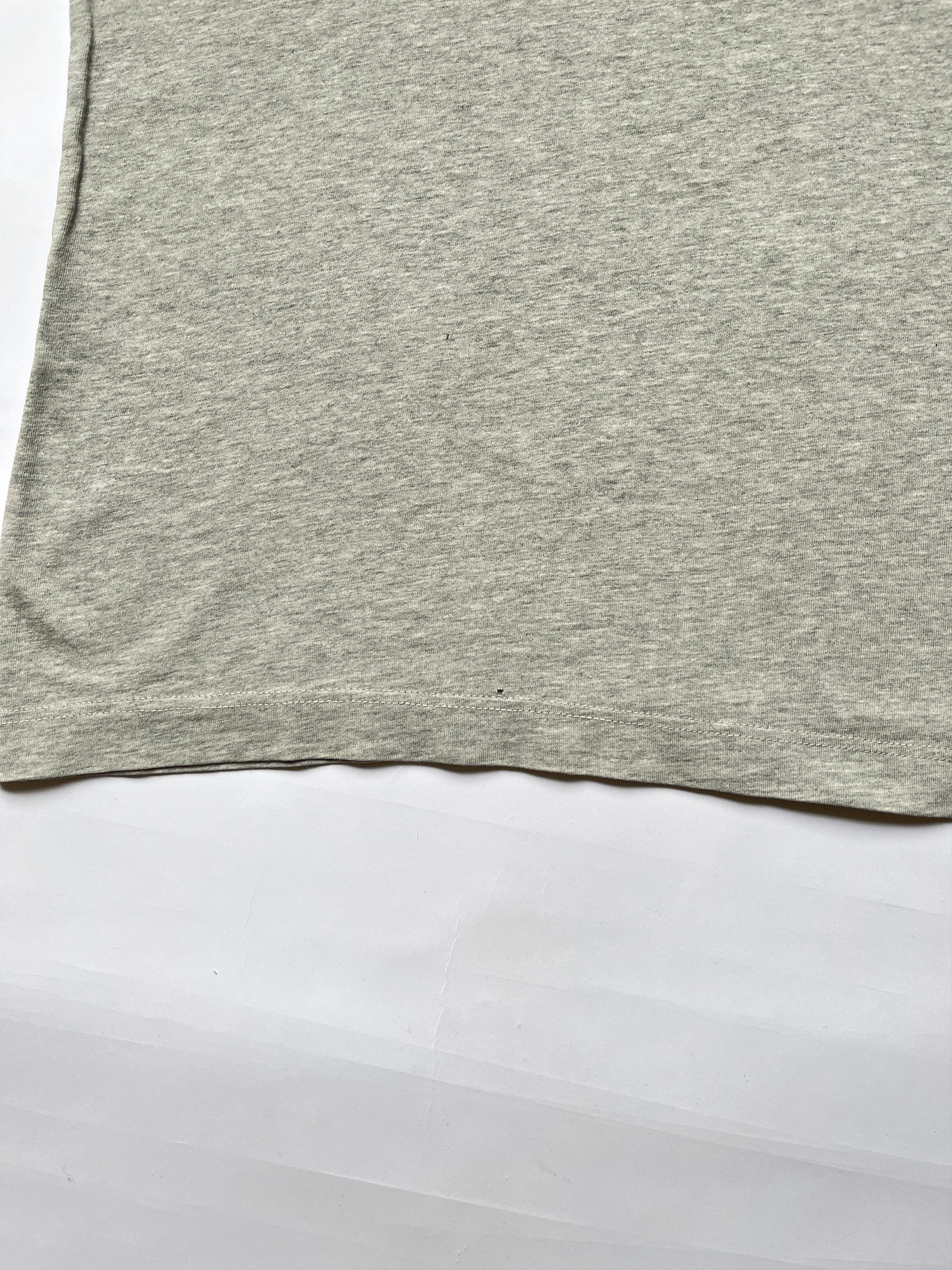 Comme des Garcons SHIRT ⚡️QUICK SALE⚡️Comme des Garcons Shirt Boys Gray T-Shirt Size US M / EU 48-50 / 2 - 6 Thumbnail