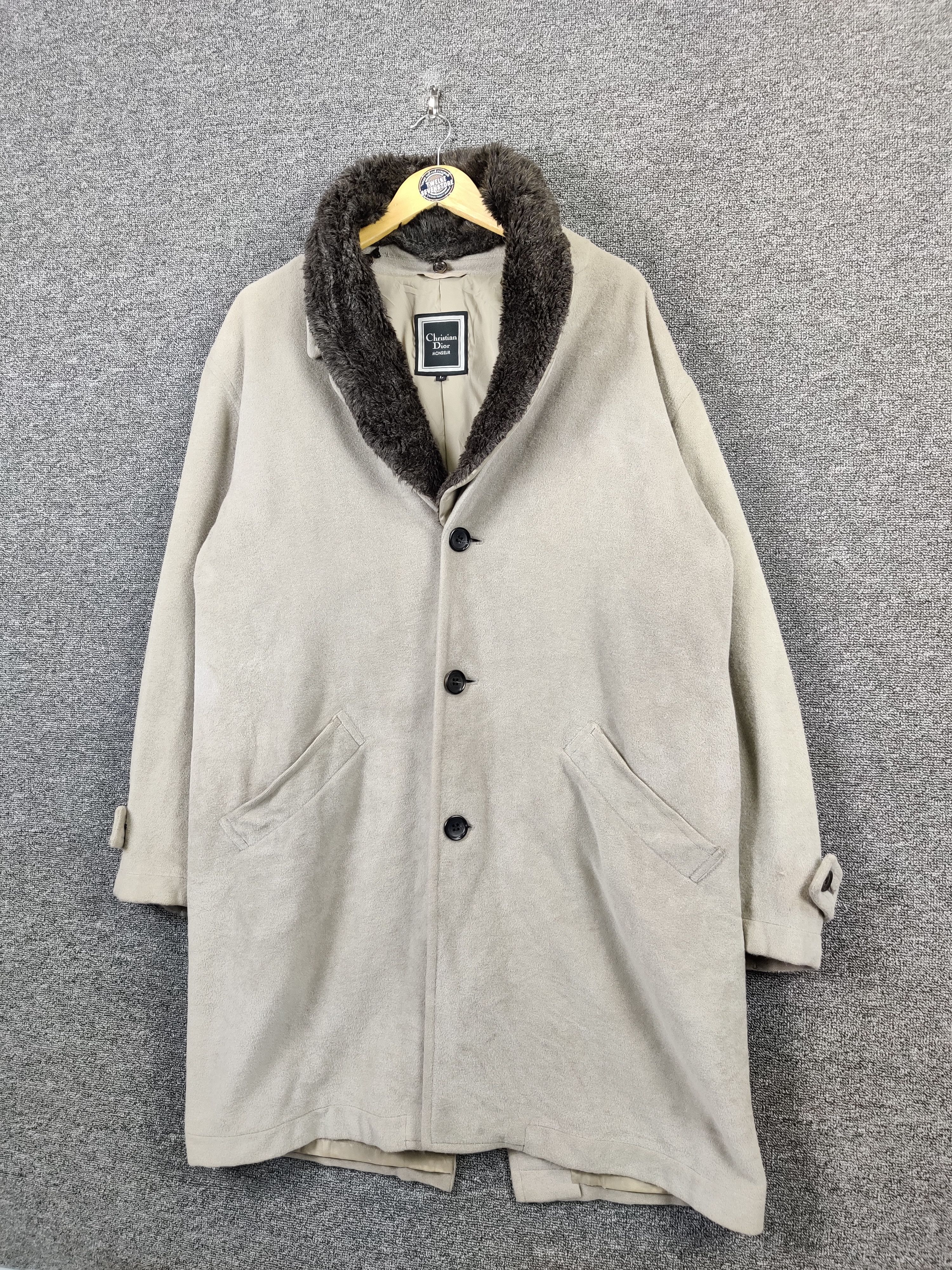 Christian Dior Monsieur Vintage Christian Dior Monsieur Fur Heavy Coat Size US L / EU 52-54 / 3 - 2 Thumbnail