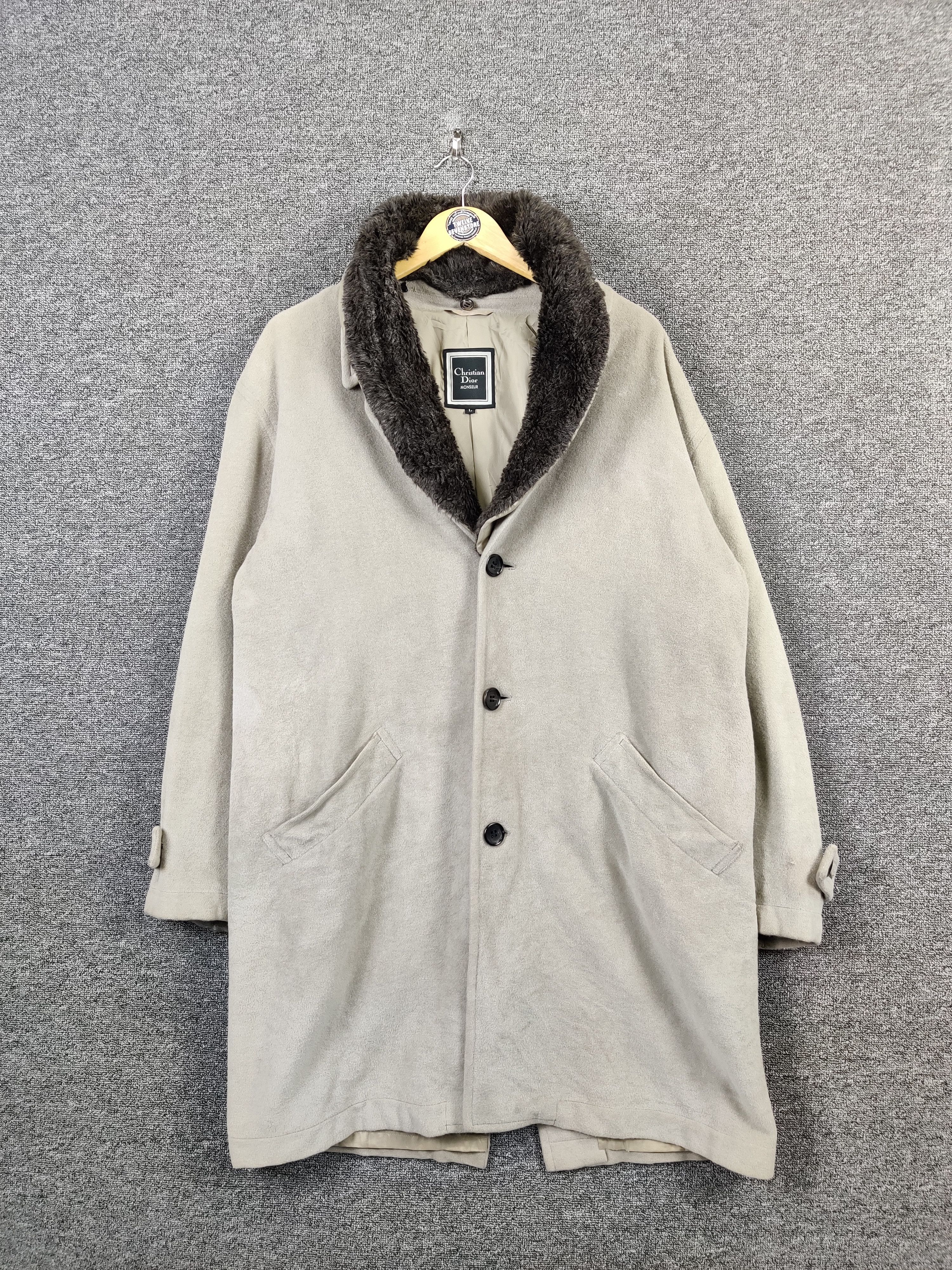 Christian Dior Monsieur Vintage Christian Dior Monsieur Fur Heavy Coat Size US L / EU 52-54 / 3 - 1 Thumbnail