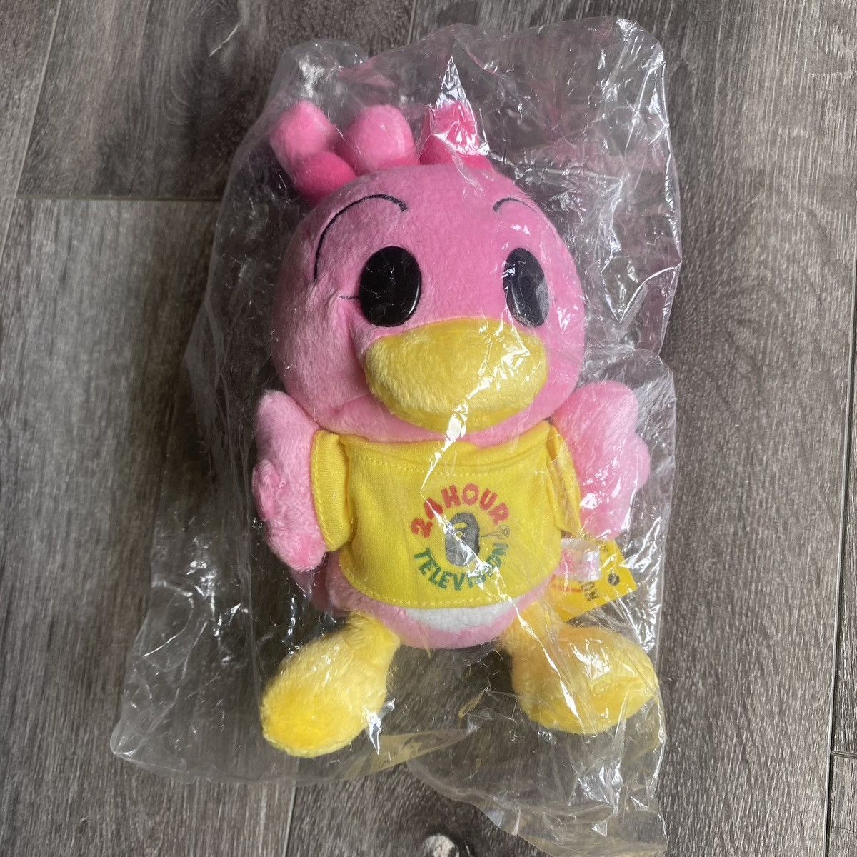 Bape RARE OG A BATHING APE BAPE 24 HOUR TELEVISION PLUSHIES DOLLS Size ONE SIZE - 3 Thumbnail
