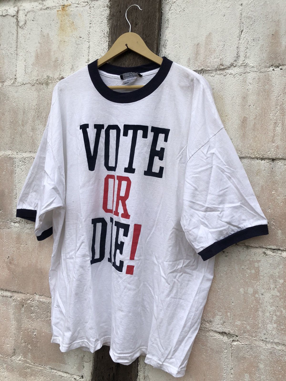 Sean John Sean John Hip Hop ‘Vote Or Die’ 2004 Size US XL / EU 56 / 4 - 3 Thumbnail