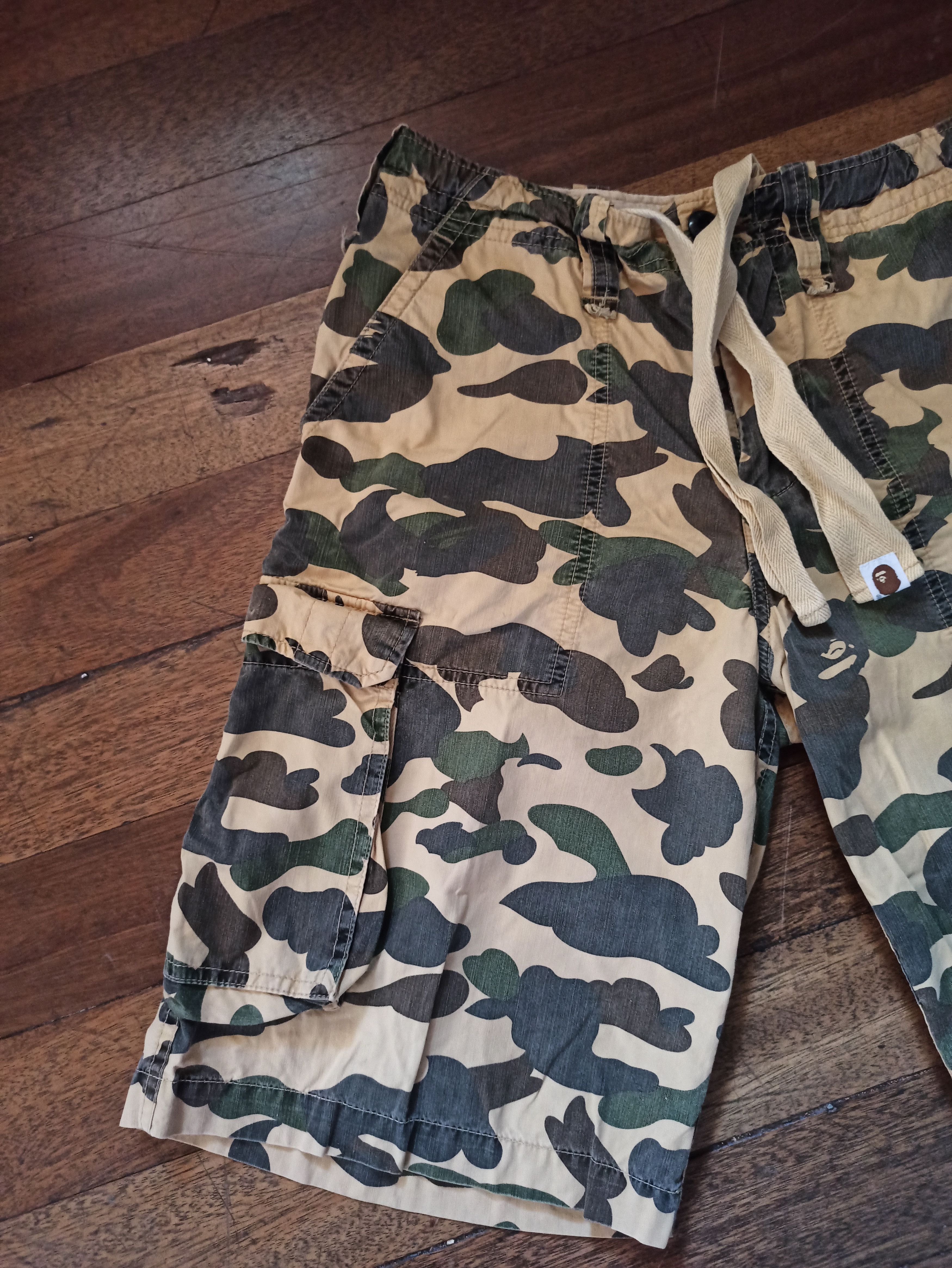 Bape Bape Og Yellow Camo Cargo Shorts Size US 32 / EU 48 - 3 Thumbnail