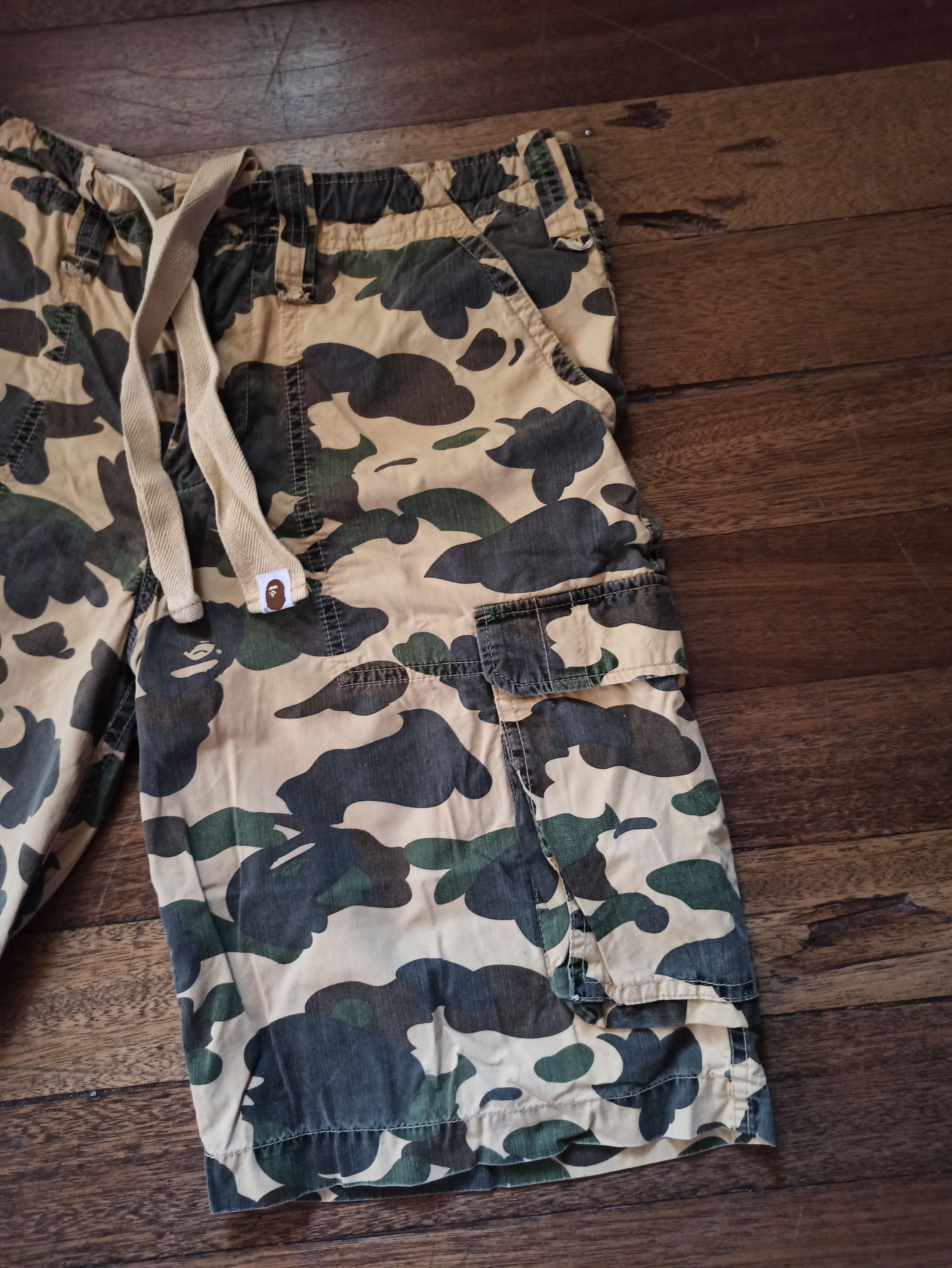 Bape Bape Og Yellow Camo Cargo Shorts Size US 32 / EU 48 - 4 Thumbnail