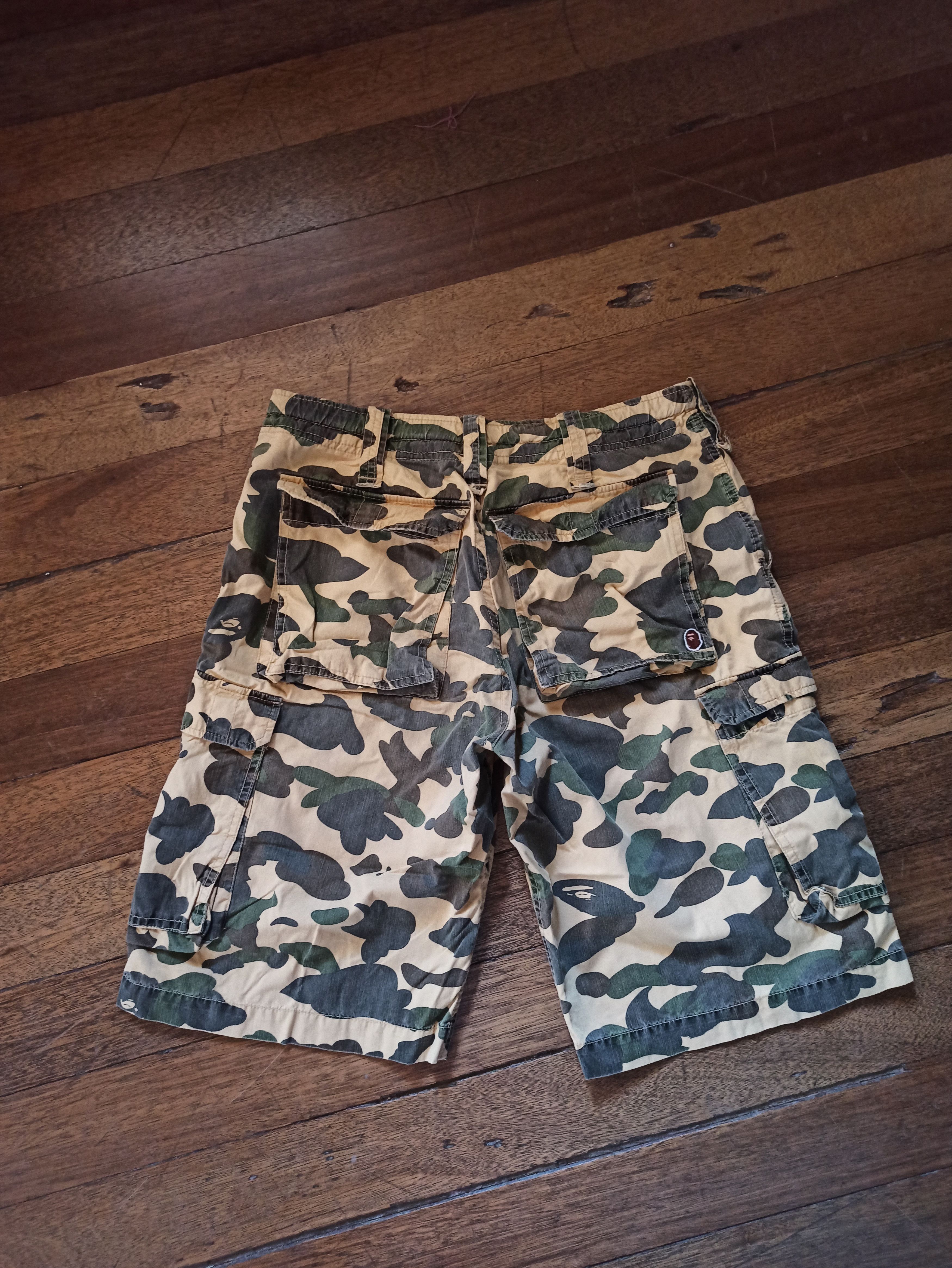 Bape Bape Og Yellow Camo Cargo Shorts Size US 32 / EU 48 - 2 Thumbnail