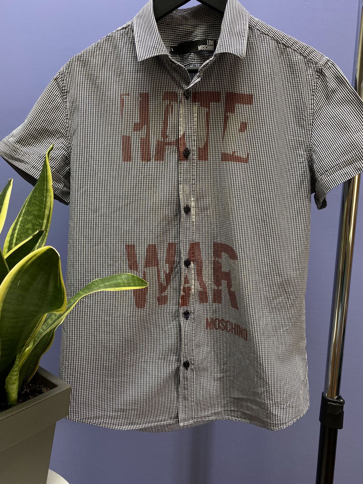 Designer × Moschino Moschino Hate War, Love And Peace Short Sleeve Shirt Size US L / EU 52-54 / 3 - 6 Thumbnail