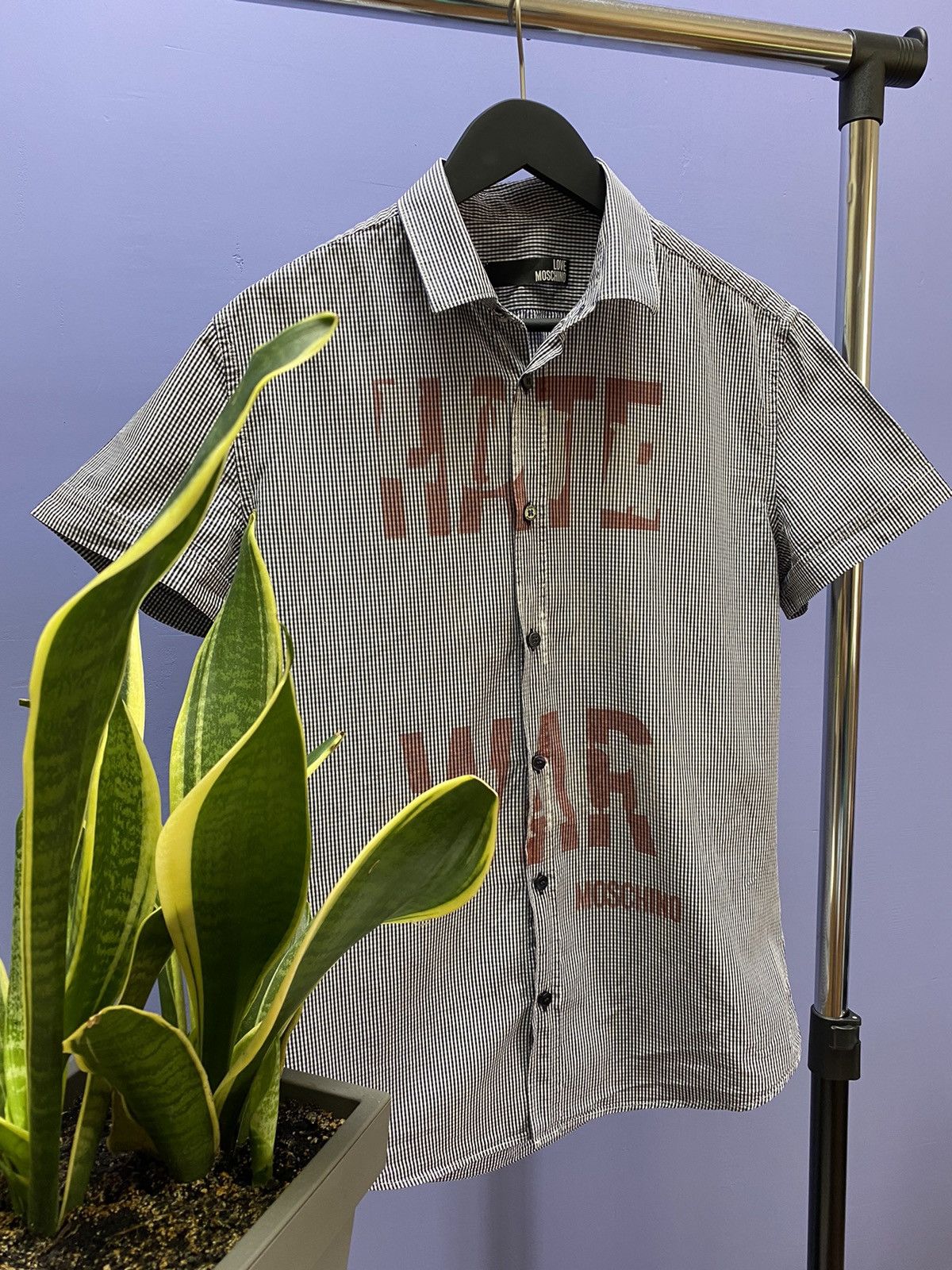 Designer × Moschino Moschino Hate War, Love And Peace Short Sleeve Shirt Size US L / EU 52-54 / 3 - 3 Thumbnail
