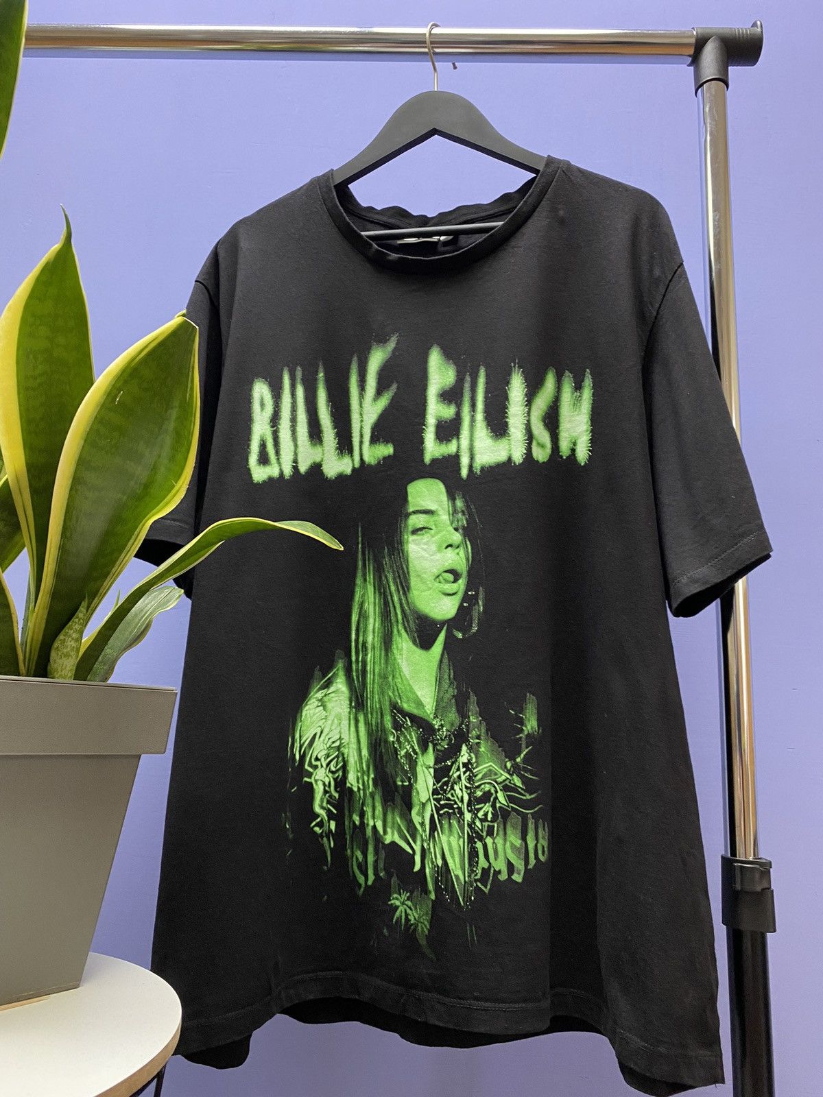 Band Tees Billie Eilish Spooky ghost portrait Tour Merch 3XL Size US XXL / EU 58 / 5 - 4 Thumbnail