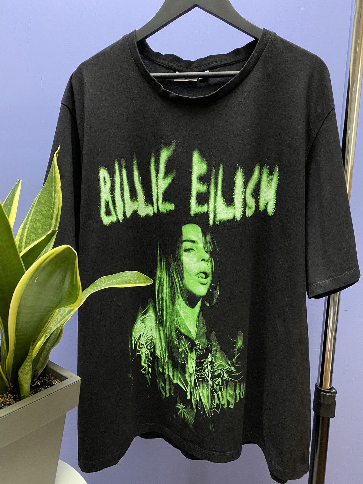 Band Tees Billie Eilish Spooky ghost portrait Tour Merch 3XL Size US XXL / EU 58 / 5 - 6 Thumbnail