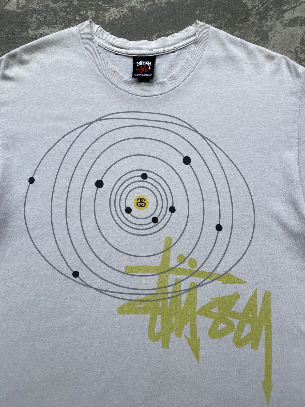 Stussy Vintage Distress STÜSSY x FUTURA “Global Perspective” Size US M / EU 48-50 / 2 - 5 Thumbnail