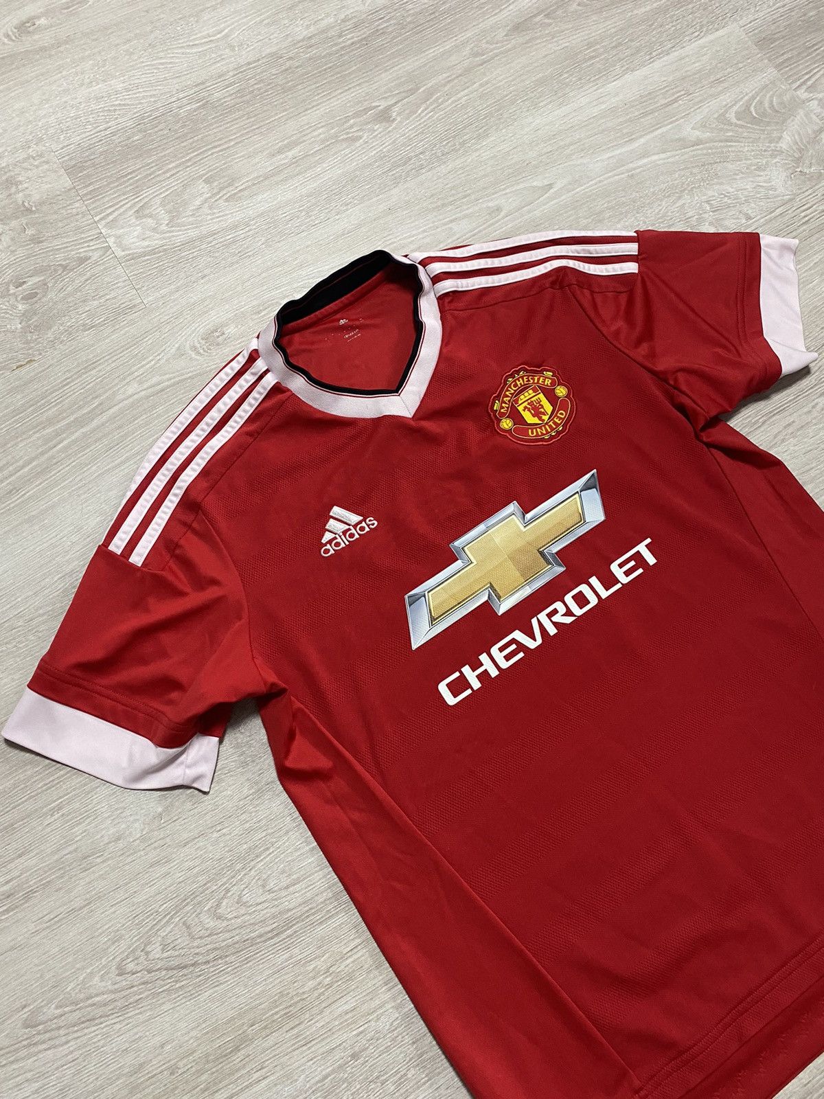 Adidas Adidas jersey Manchester United Chevrolet 2015 sz S Size US S / EU 44-46 / 1 - 1 Thumbnail