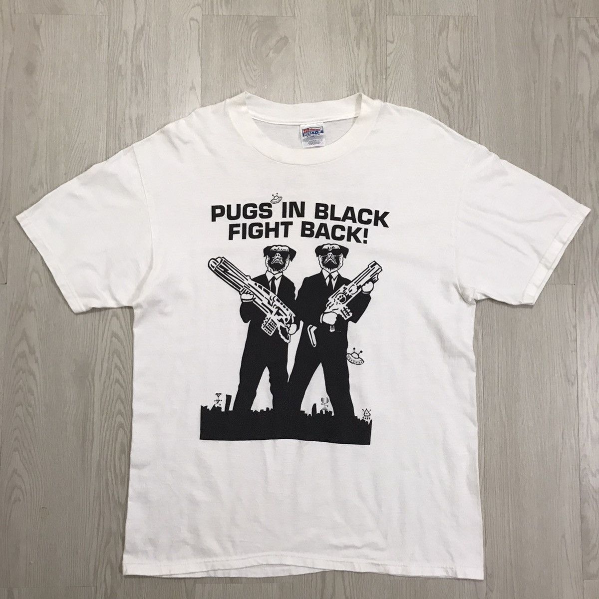 Vintage 💥RARE💥 Vintage Men In Black Movie Tee Will Smith Parody Size US L / EU 52-54 / 3 - 1 Thumbnail