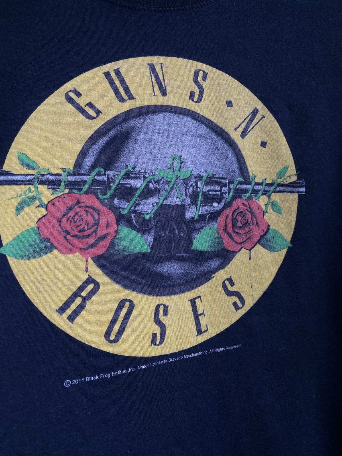 Band Tees Guns N Roses 2011 Classic Logo Band T Shirt Size US XL / EU 56 / 4 - 6 Thumbnail