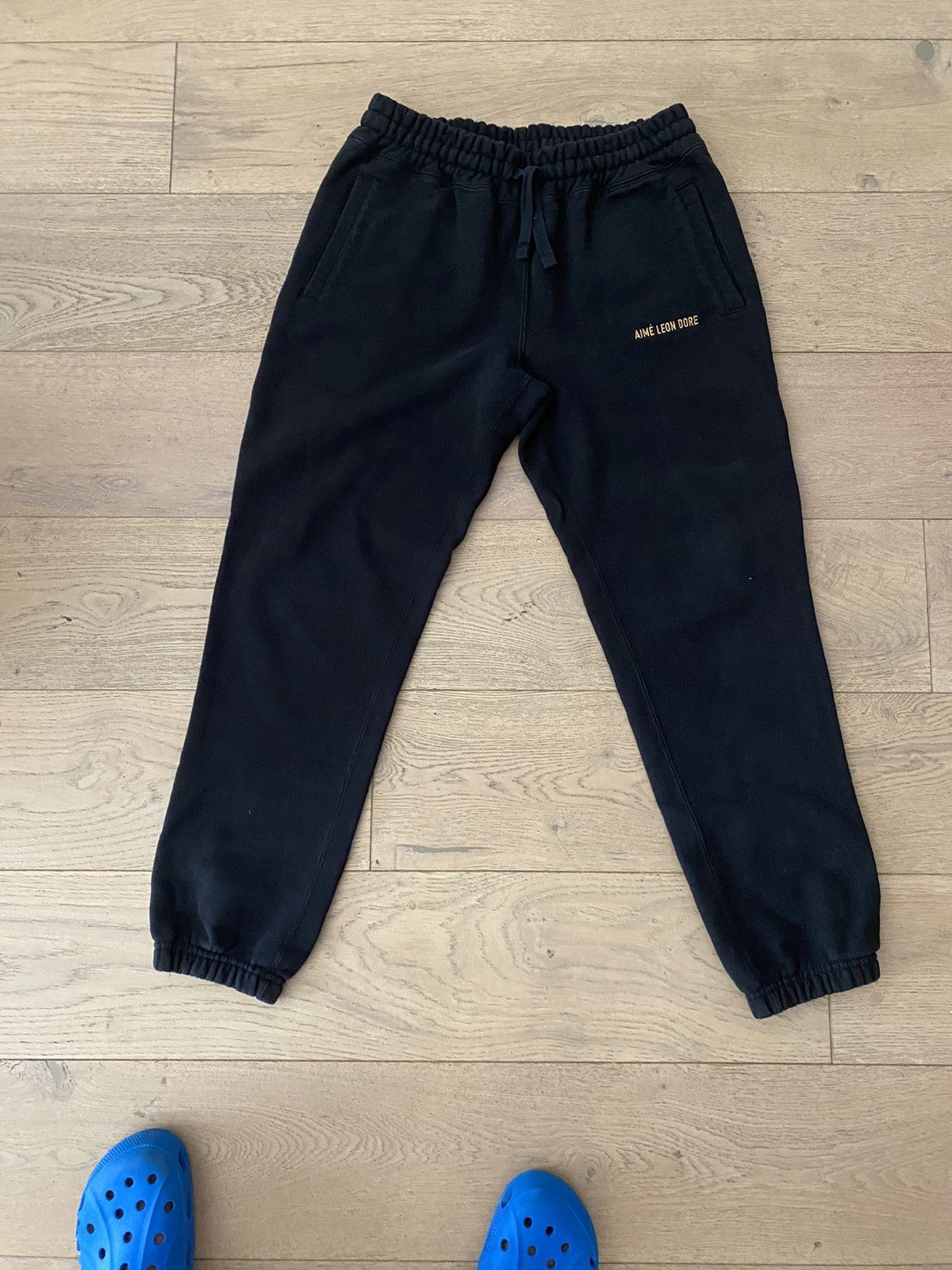 Aime Leon Dore Sweatpants joggers black gold lettering sz M