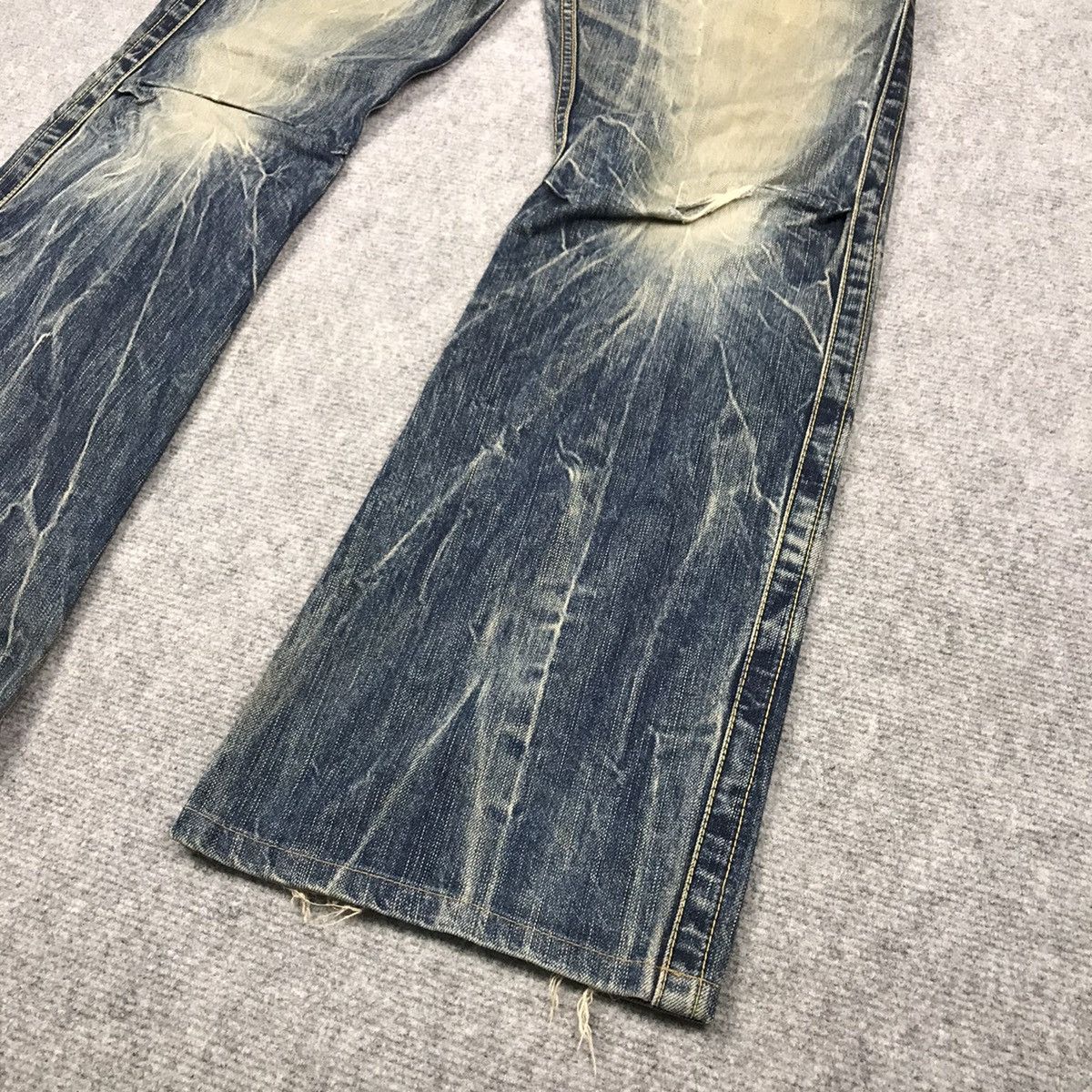 Japanese Brand FLARED DENIM💥BLUE WAY BAGGY DISTRESSED PANTS Size US 30 / EU 46 - 4 Thumbnail