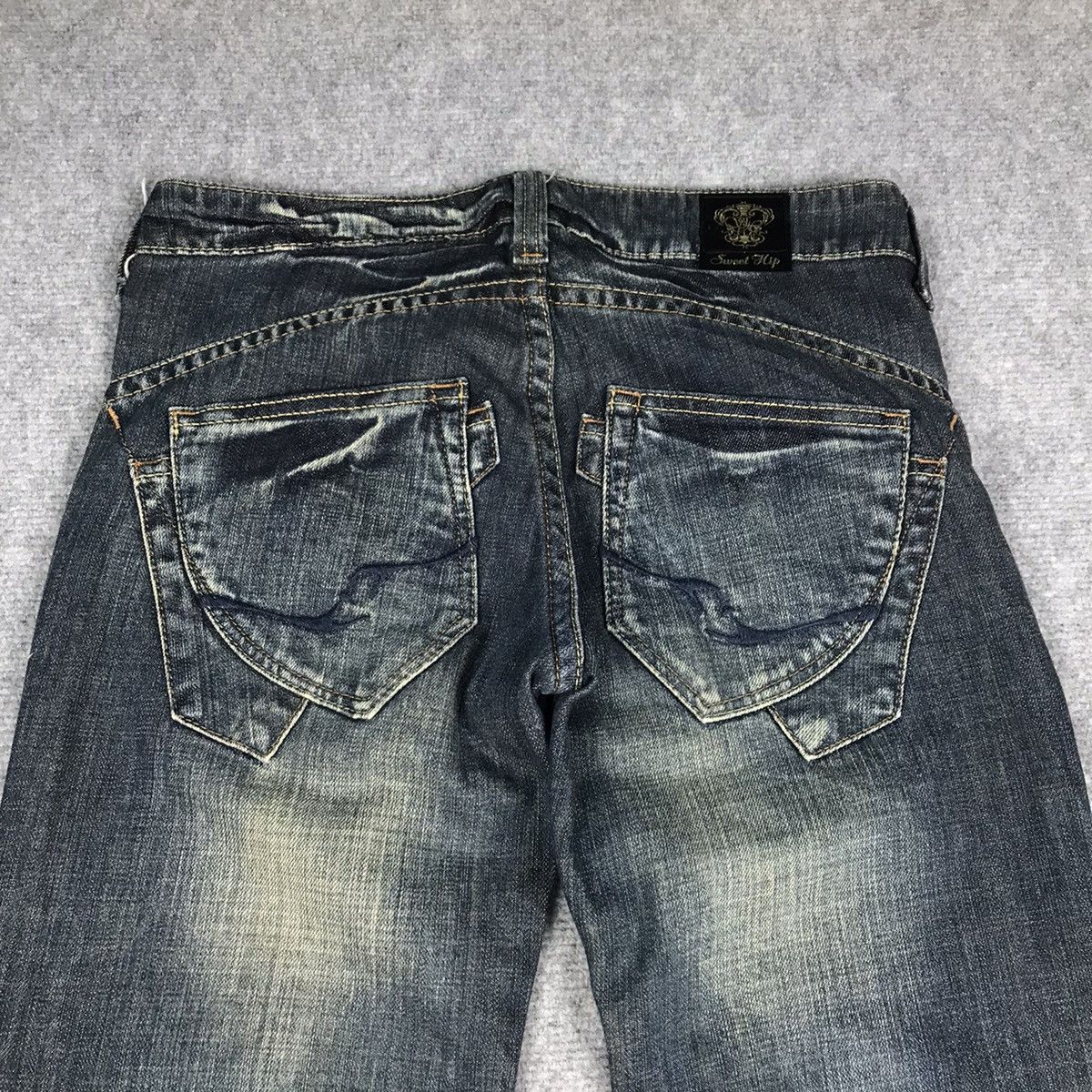 Japanese Brand FLARED DENIM 💀SWEET HIP BOOTCUT DENIM PANTS Size 30" / US 8 / IT 44 - 9 Thumbnail