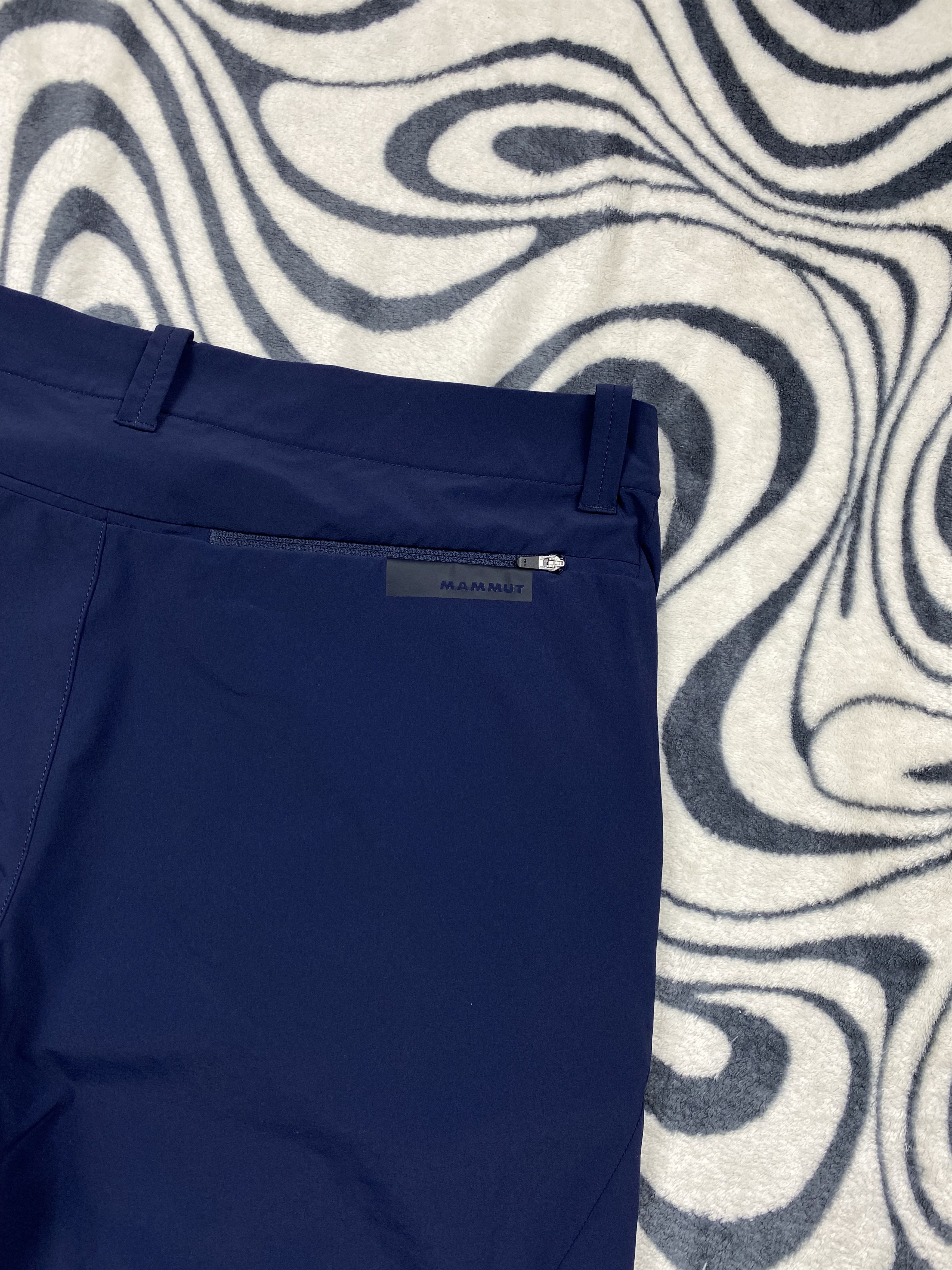 Mammut × Vintage Mammut Vintage Mens Faded Shorts Size US 38 / EU 54 - 8 Thumbnail
