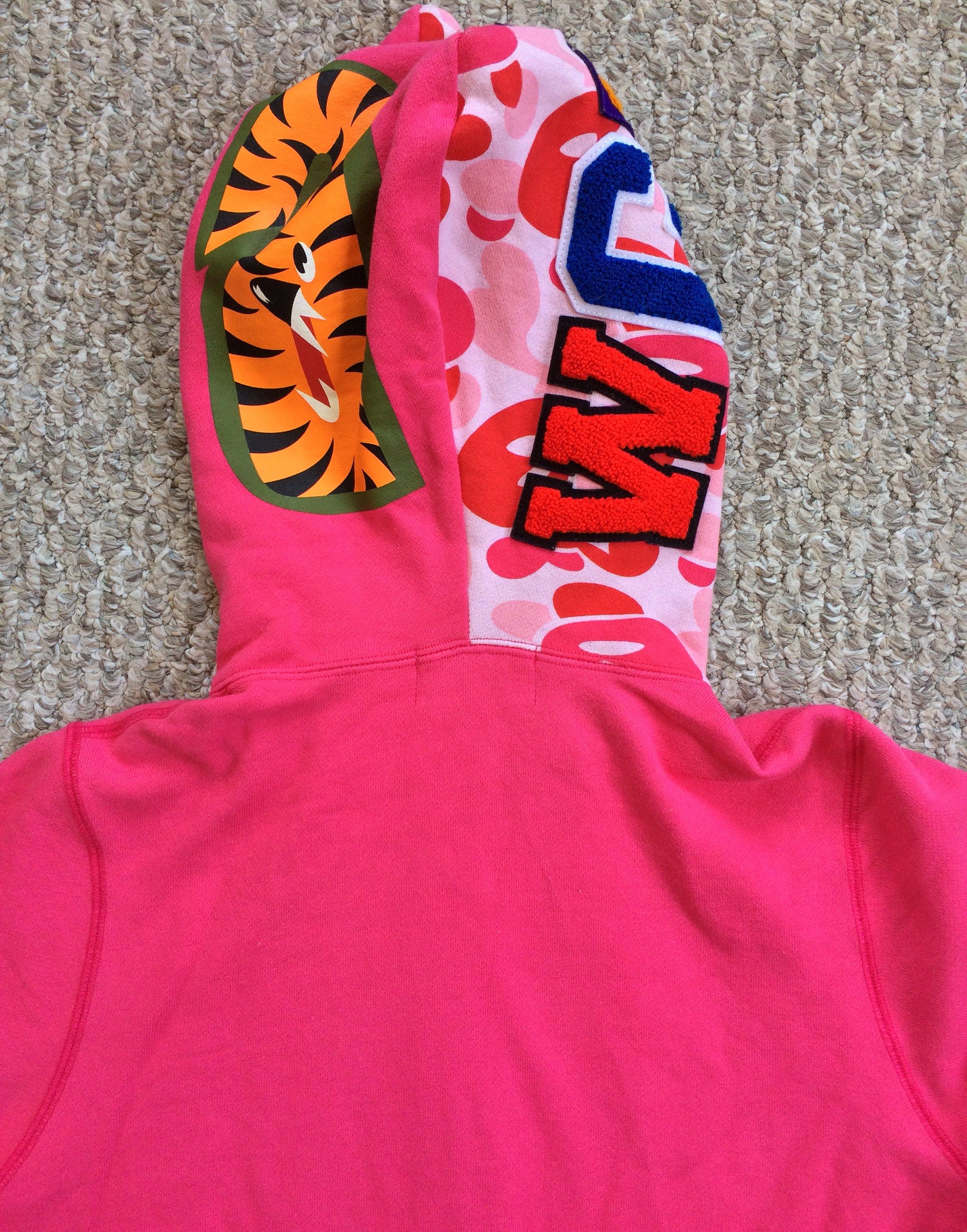 Bape OG Bape Baby Milo Pink Camo Full Zip Shark Hoodie Size XS / US 0-2 / IT 36-38 - 9 Thumbnail