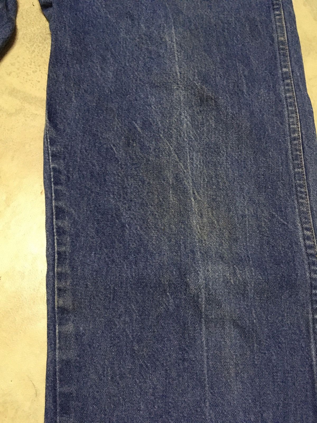 Wrangler Vintage Wrangler Distressed Denim Made in USA Size US 30 / EU 46 - 14 Thumbnail
