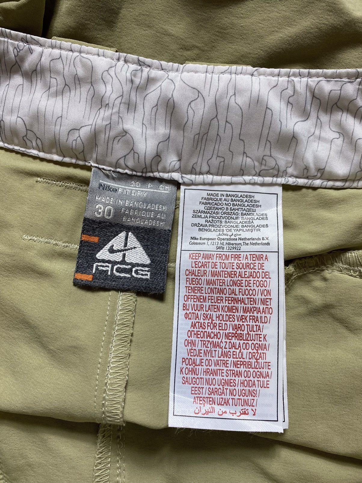 Nike Nike acg vintage beige cargo pants shorts y2k drill techwear Size US 30 / EU 46 - 6 Thumbnail