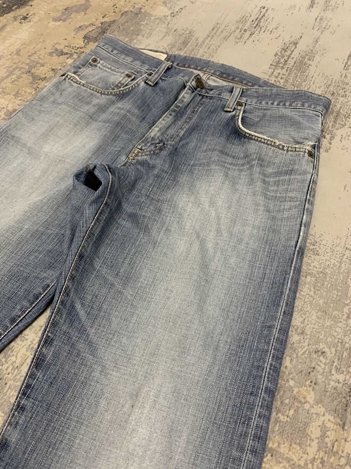 Japanese Brand Archive Edwin Baggy Distressed Faded Denim W33 Size US 33 - 3 Thumbnail