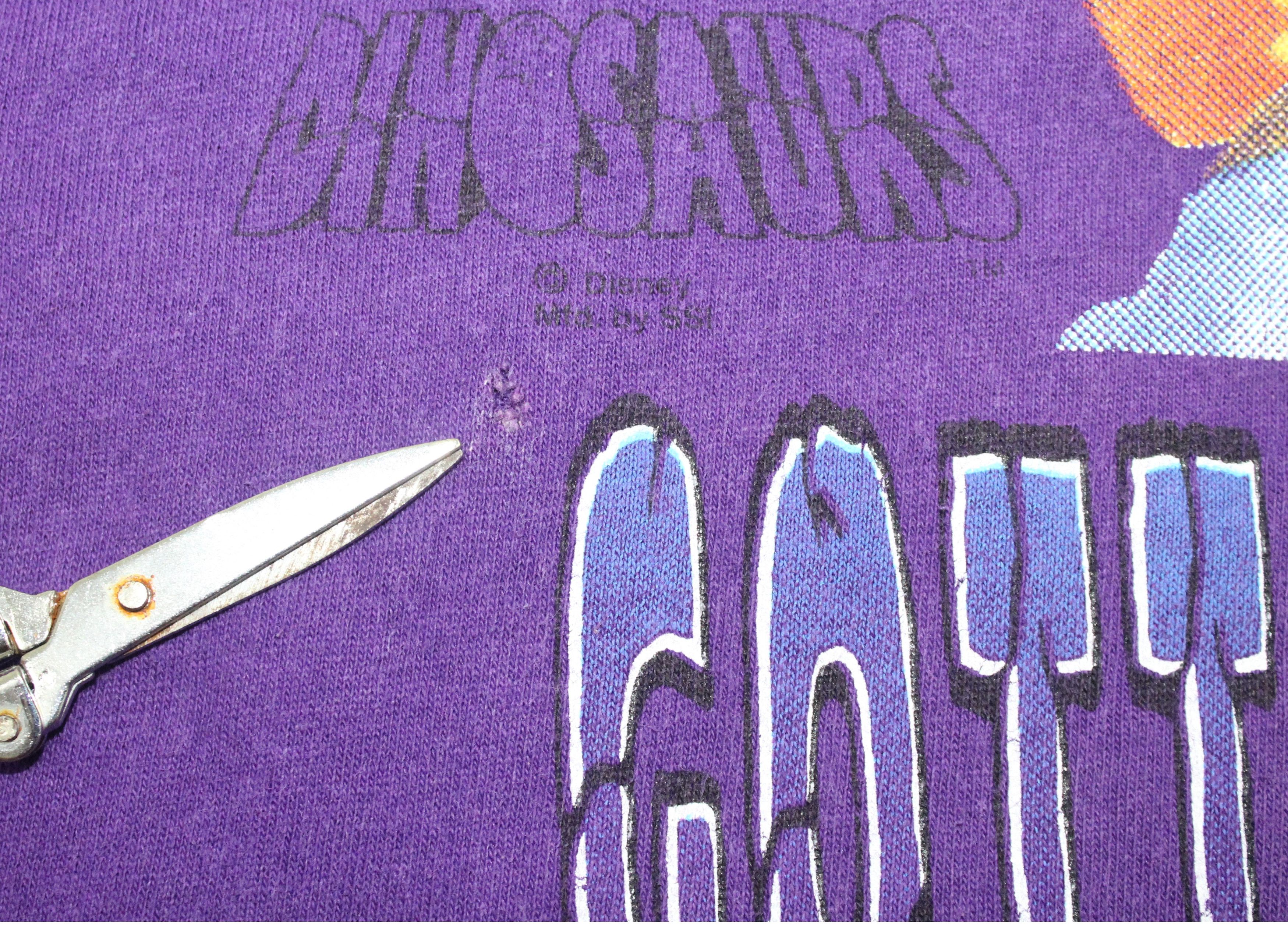 Vintage Vintage DINASOURS T Shirt Gotta Love Me. Size US XL / EU 56 / 4 - 14 Thumbnail