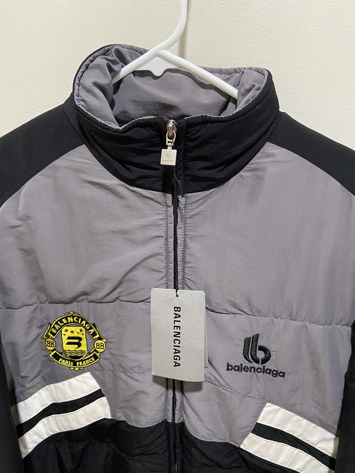Balenciaga Balenciaga Soccer Down Jacket Size US S / EU 44-46 / 1 - 2 Thumbnail