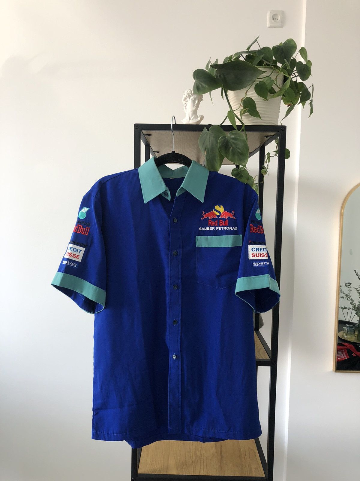 Vintage Red Bull Sauber Petronas Racing Short Sleeve Shirt