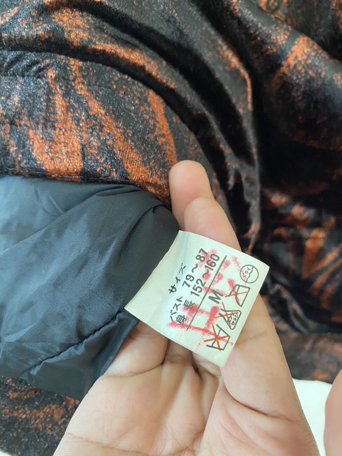 Issey Miyake RARE JAPANESE VELVET BOMBER JACKET BUTTON. Size US XL / EU 56 / 4 - 8 Thumbnail