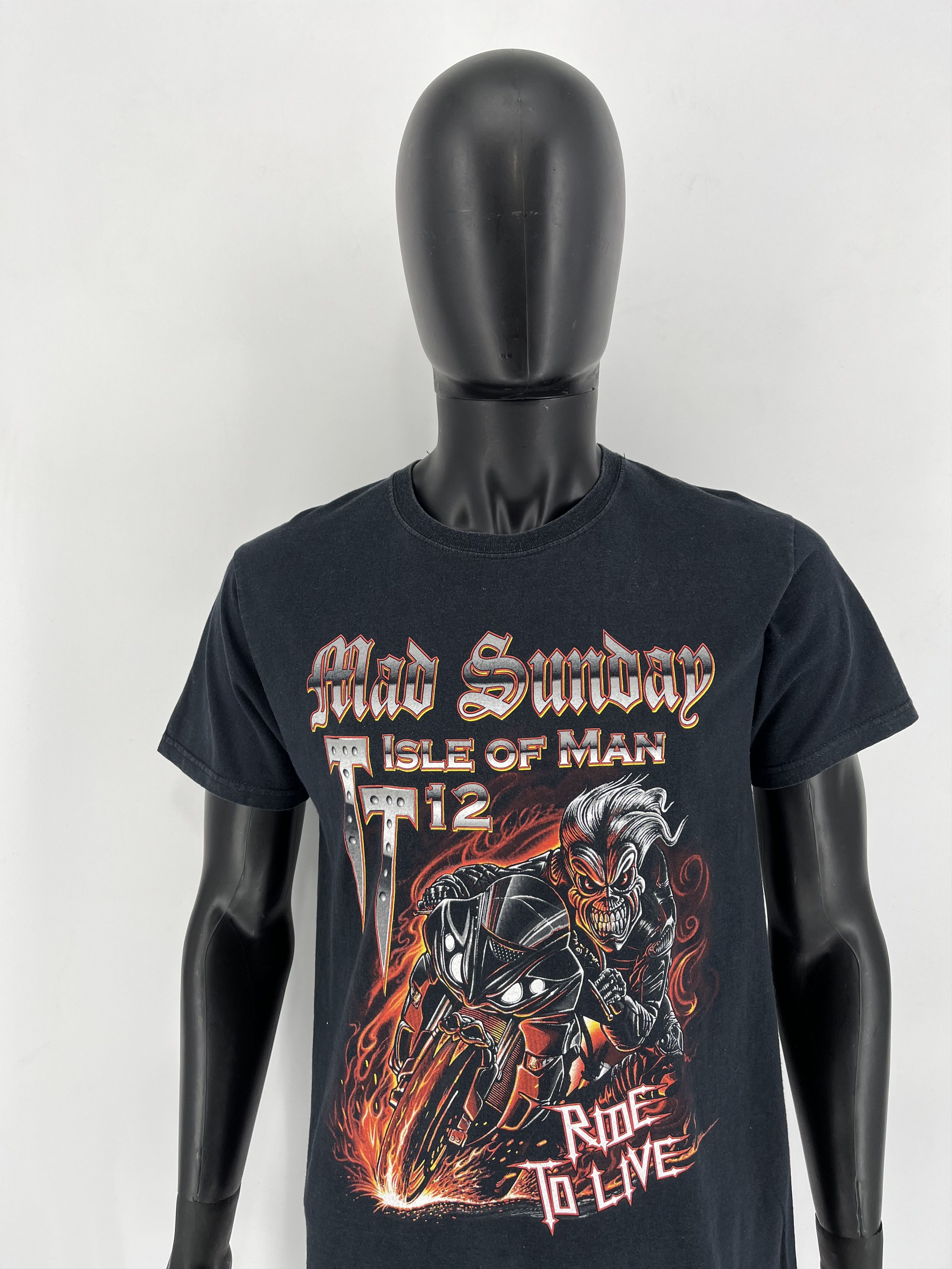 Harley Davidson Vintage The Legend Lives On Sturgis Biker Tee Size US M / EU 48-50 / 2 - 1 Thumbnail