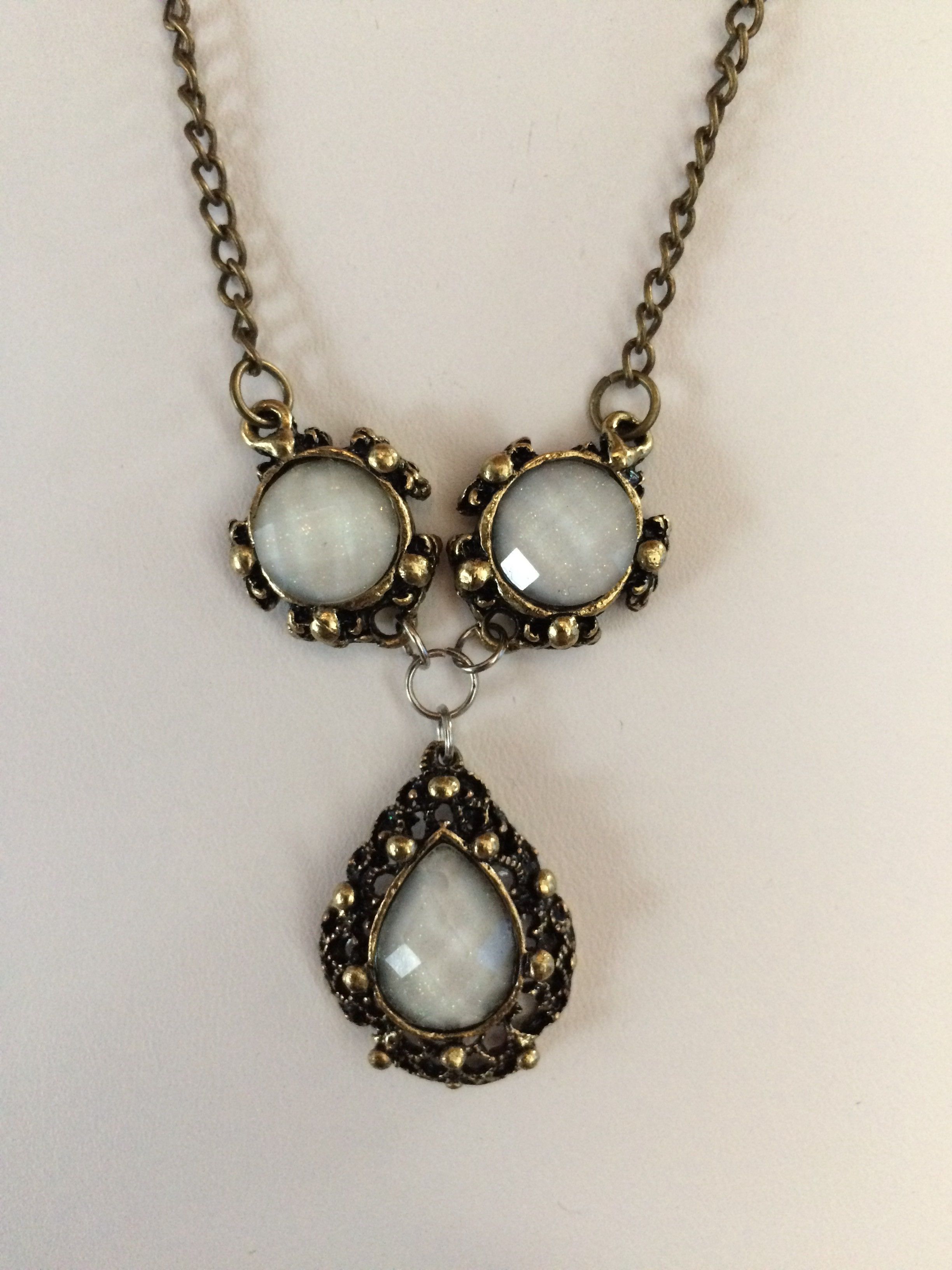 Handmade White Crystal Bead Bronze Chain Necklace Size ONE SIZE - 4 Thumbnail