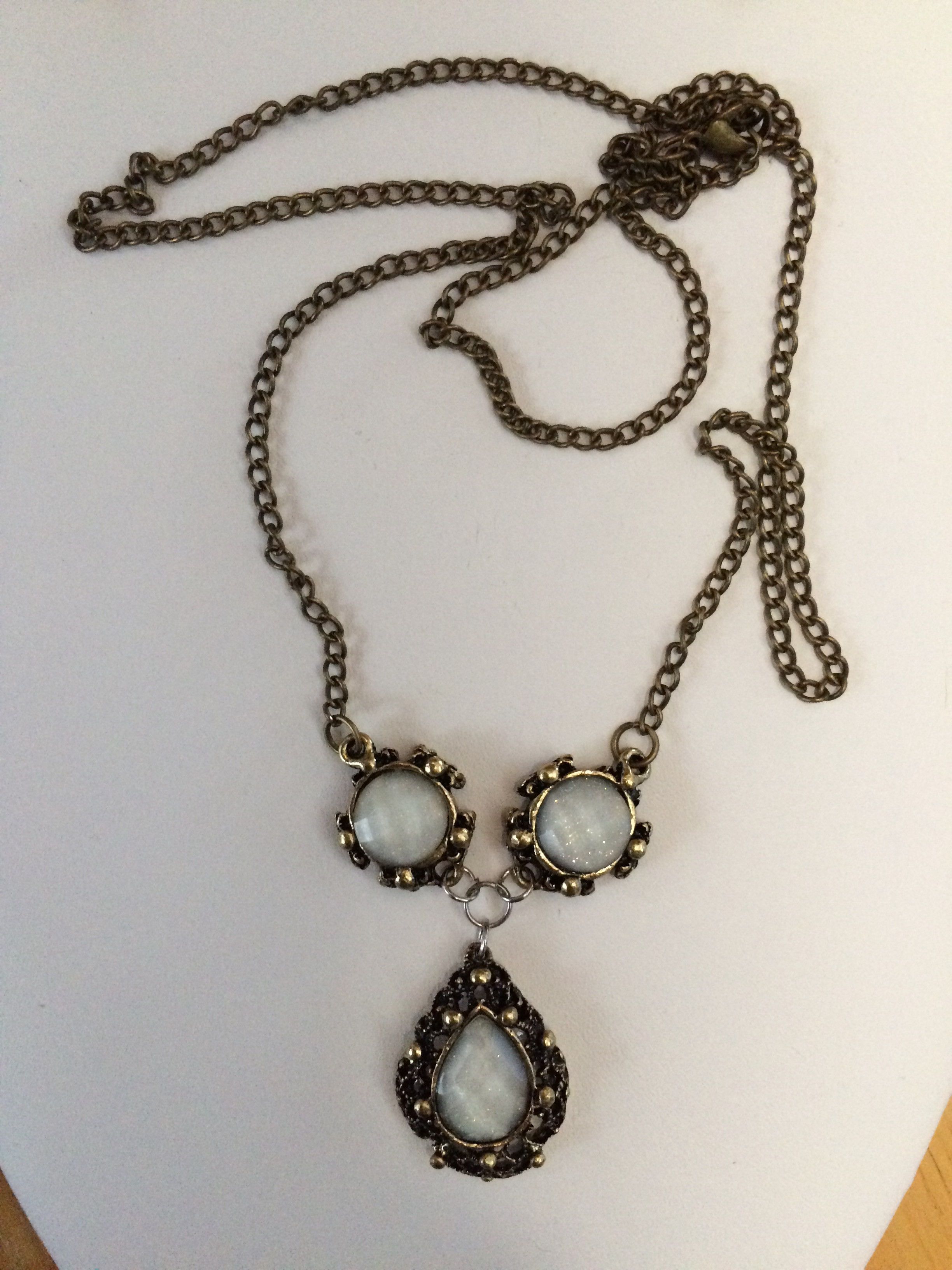 Handmade White Crystal Bead Bronze Chain Necklace Size ONE SIZE - 1 Thumbnail