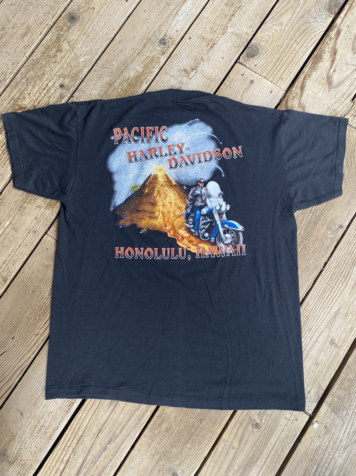 Harley Davidson 1987 Honolulu Eagle Lightning 3D Emblem Harley Davidson Tee Size US XL / EU 56 / 4 - 4 Thumbnail