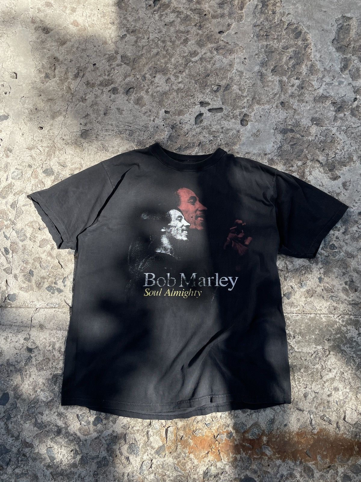 Band Tees × Bob Marley × Vintage Vintage 90s Bob Marley ‘Soul Almighty’ Promo Band Tee Size US L / EU 52-54 / 3 - 1 Thumbnail