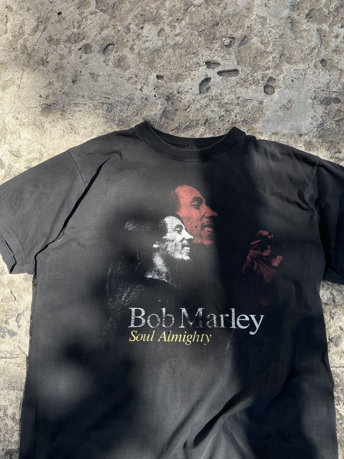 Band Tees × Bob Marley × Vintage Vintage 90s Bob Marley ‘Soul Almighty’ Promo Band Tee Size US L / EU 52-54 / 3 - 2 Thumbnail