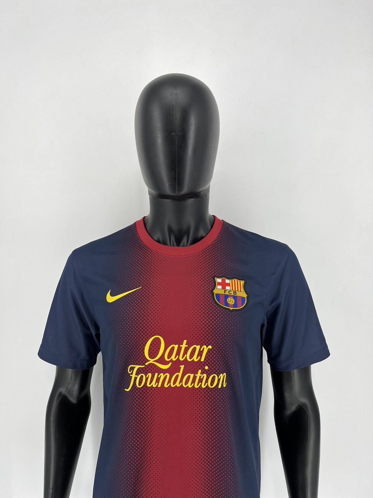 Nike Barcelona 64 vintage Nike tee Size US M / EU 48-50 / 2 - 1 Thumbnail