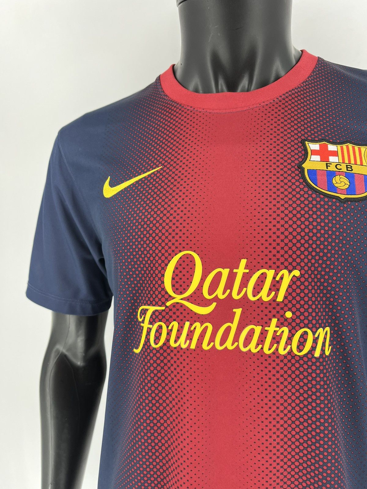 Nike Barcelona 64 vintage Nike tee Size US M / EU 48-50 / 2 - 9 Thumbnail