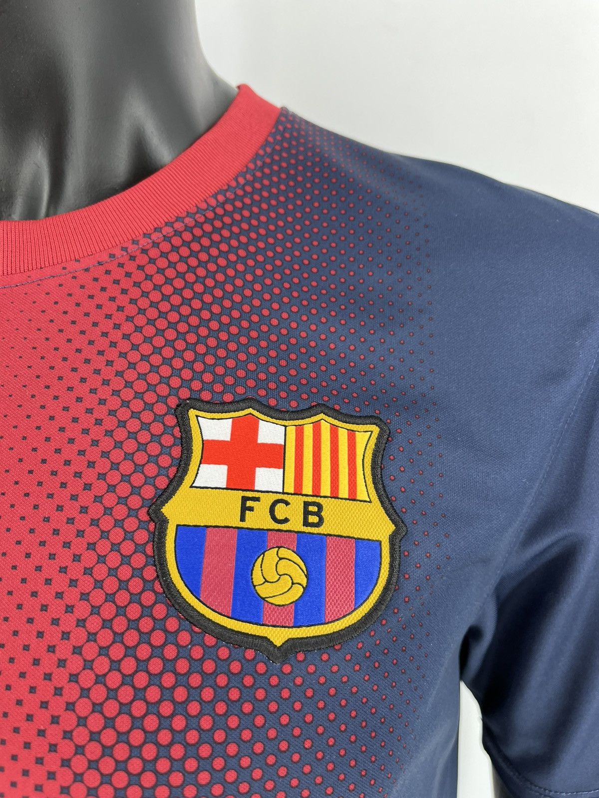 Nike Barcelona 64 vintage Nike tee Size US M / EU 48-50 / 2 - 8 Thumbnail