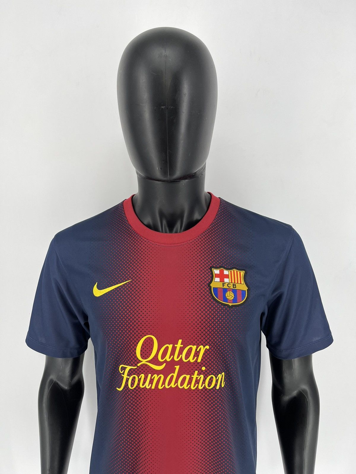 Nike Barcelona 64 vintage Nike tee Size US M / EU 48-50 / 2 - 6 Thumbnail