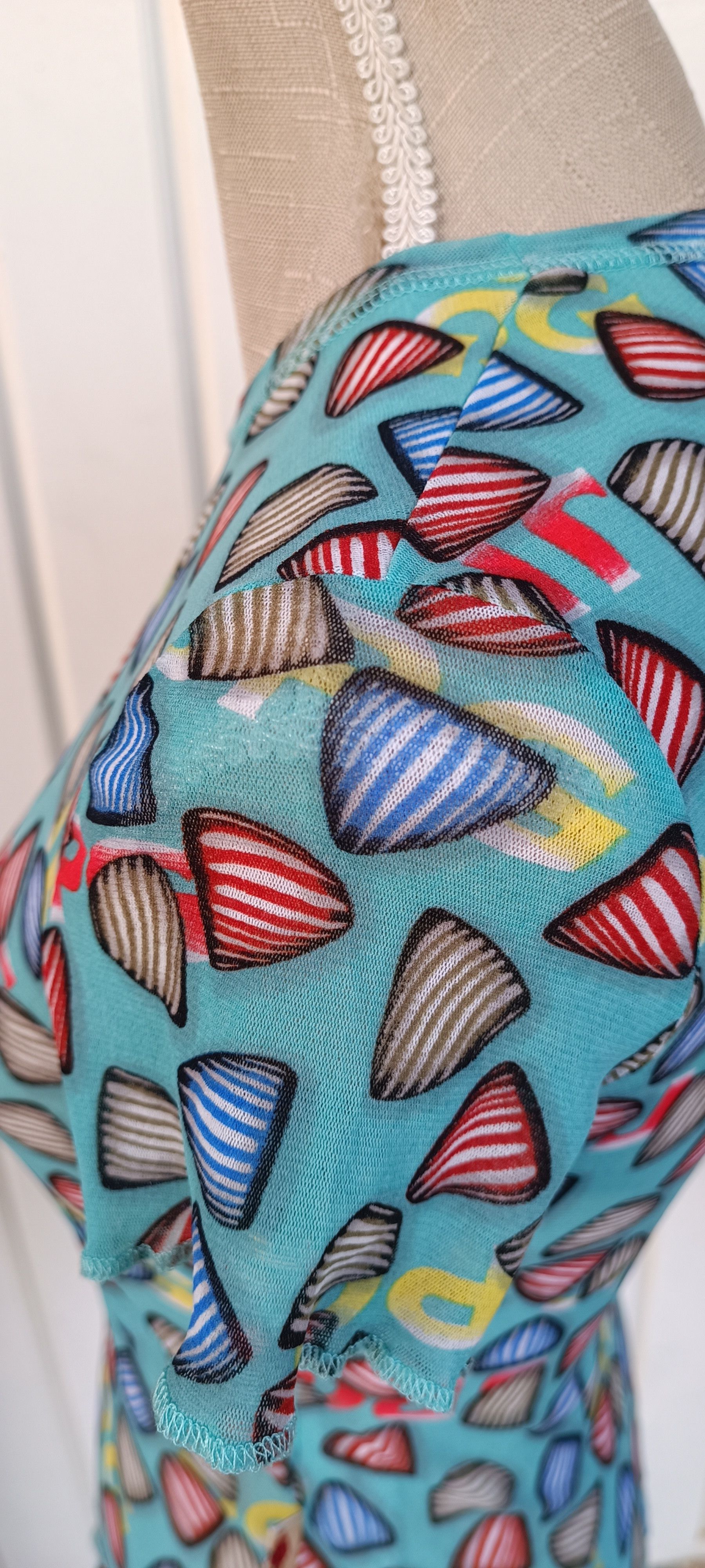 Jean Paul Gaultier SS2001- Mesh top with print of triangular-shaped candies Size M / US 6-8 / IT 42-44 - 9 Thumbnail